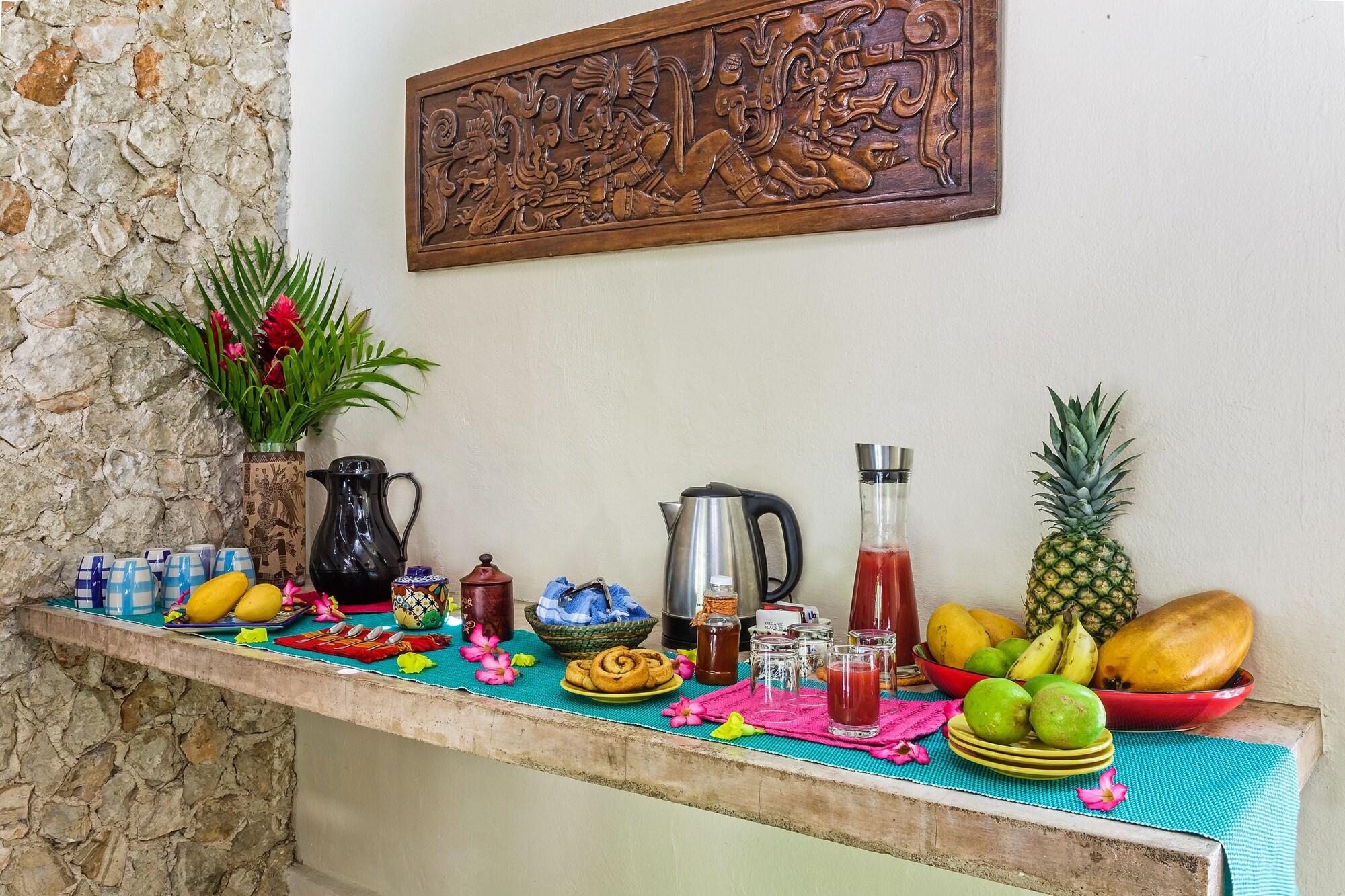 Casa Del Maya Bed & Breakfast