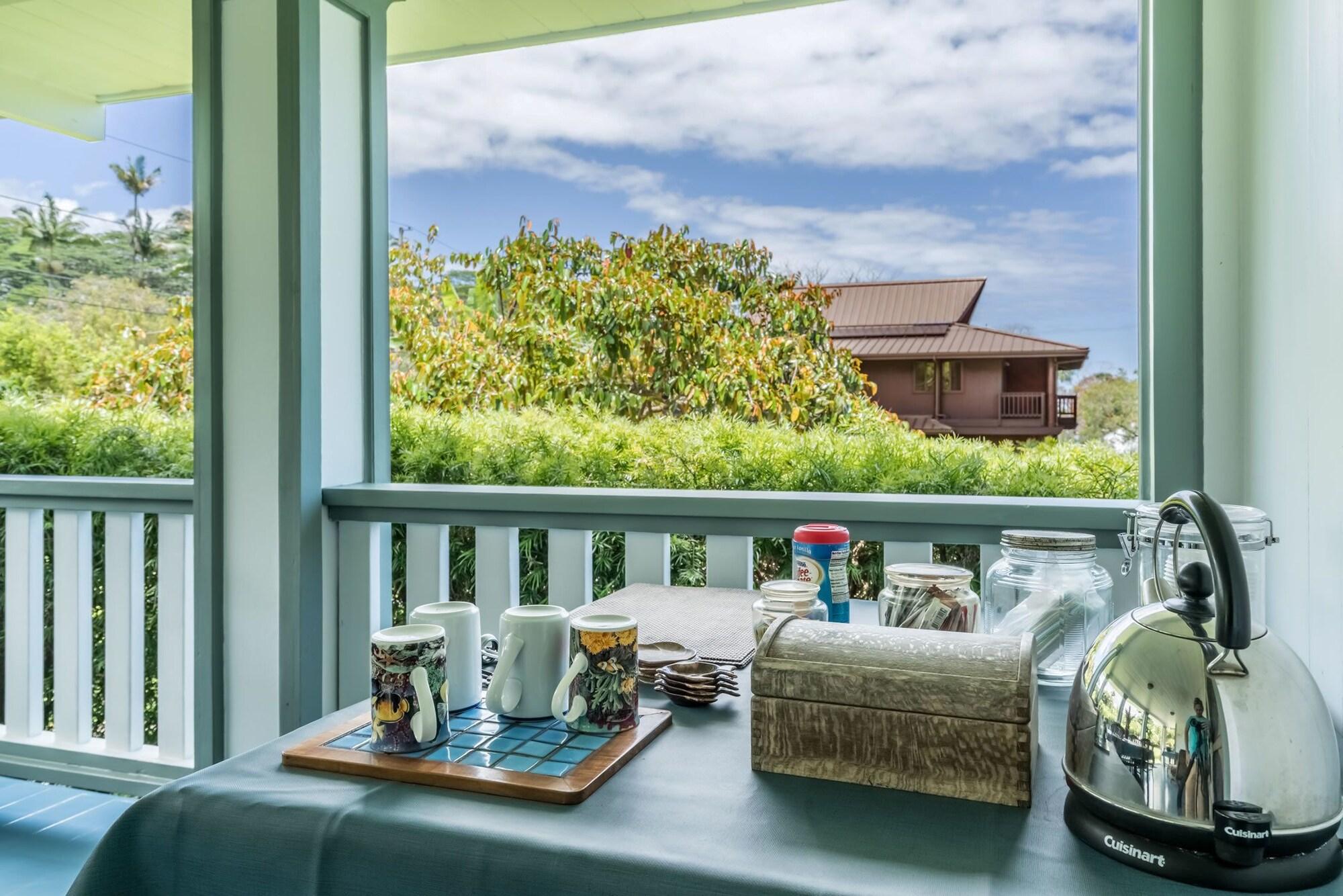 Old Hawaiian Bed & Breakfast by null