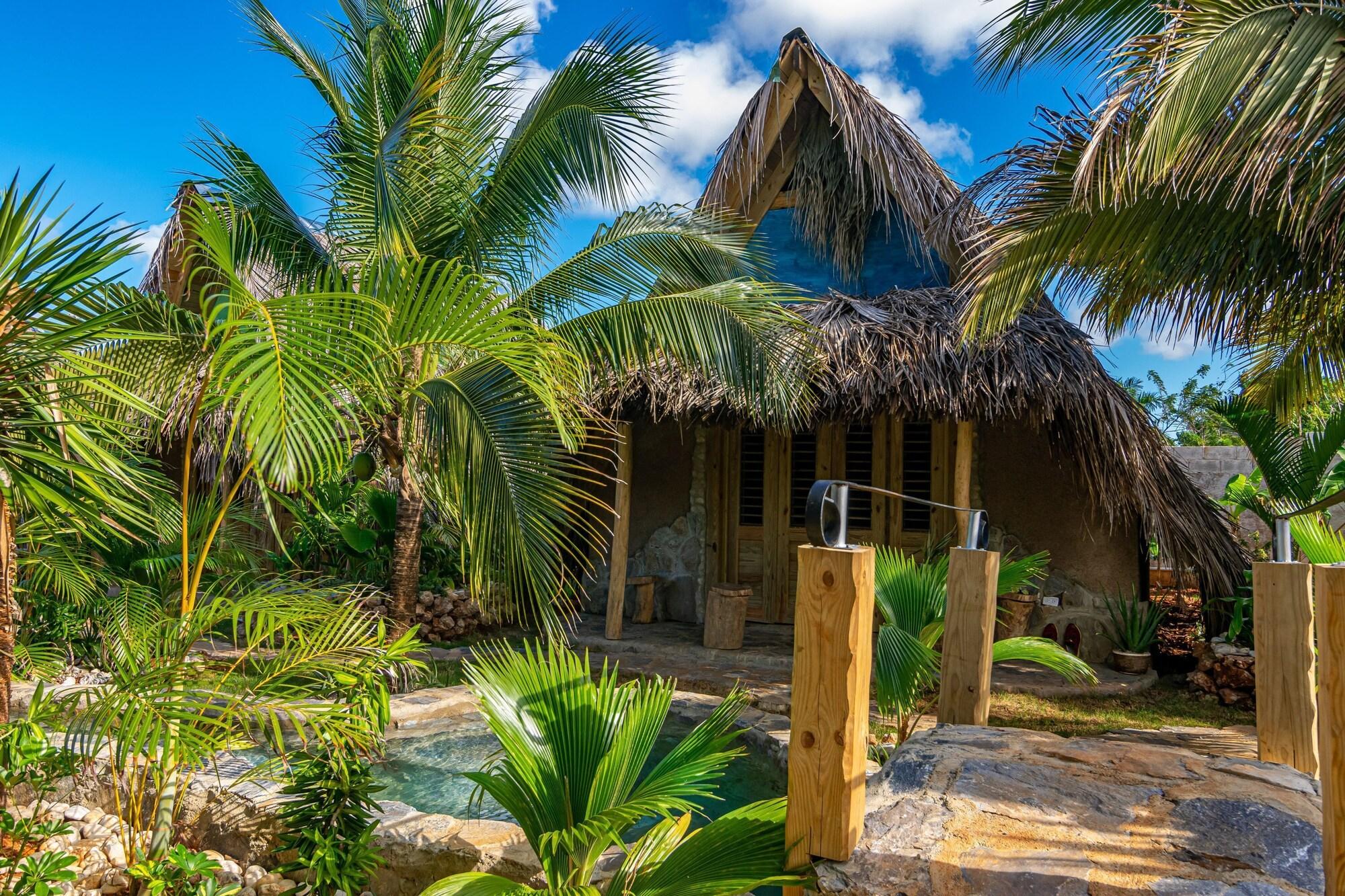 Chalet Tropical Village B&B
