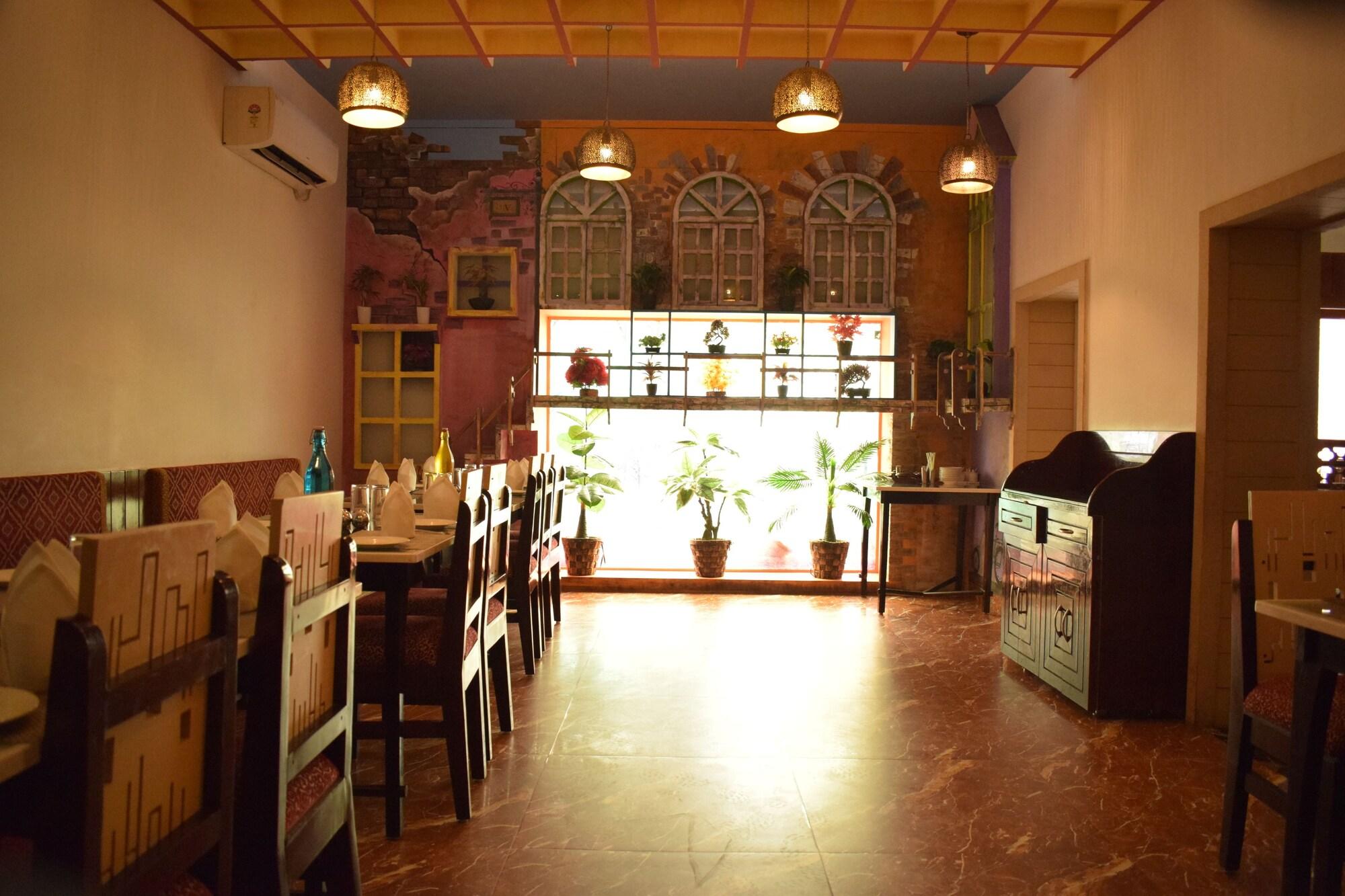 Hari Vilaas