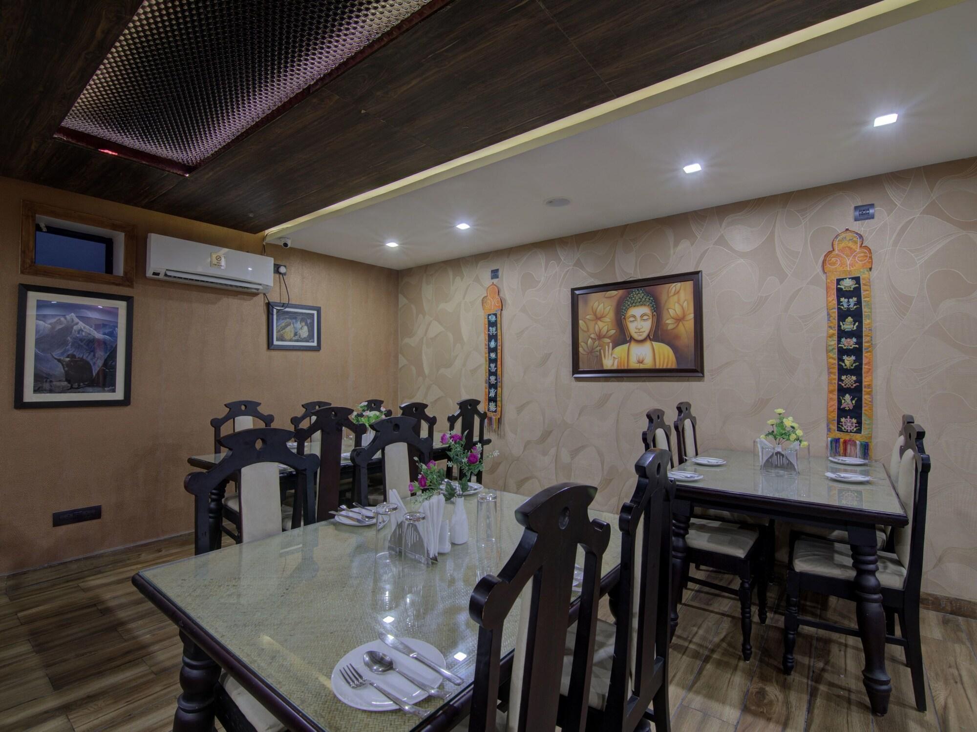 Treebo Trend Venkatesh Regency