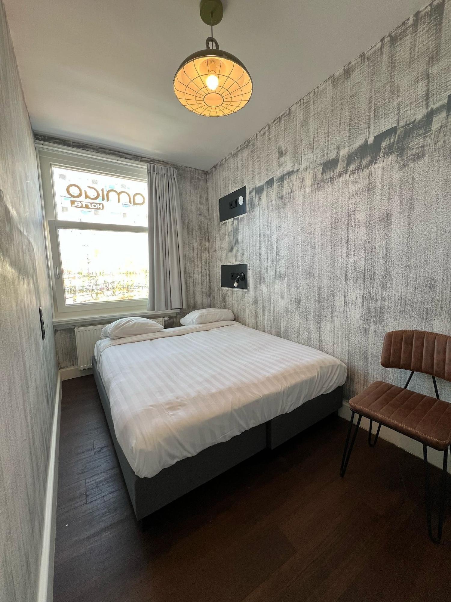 Amigo Budget Hostel