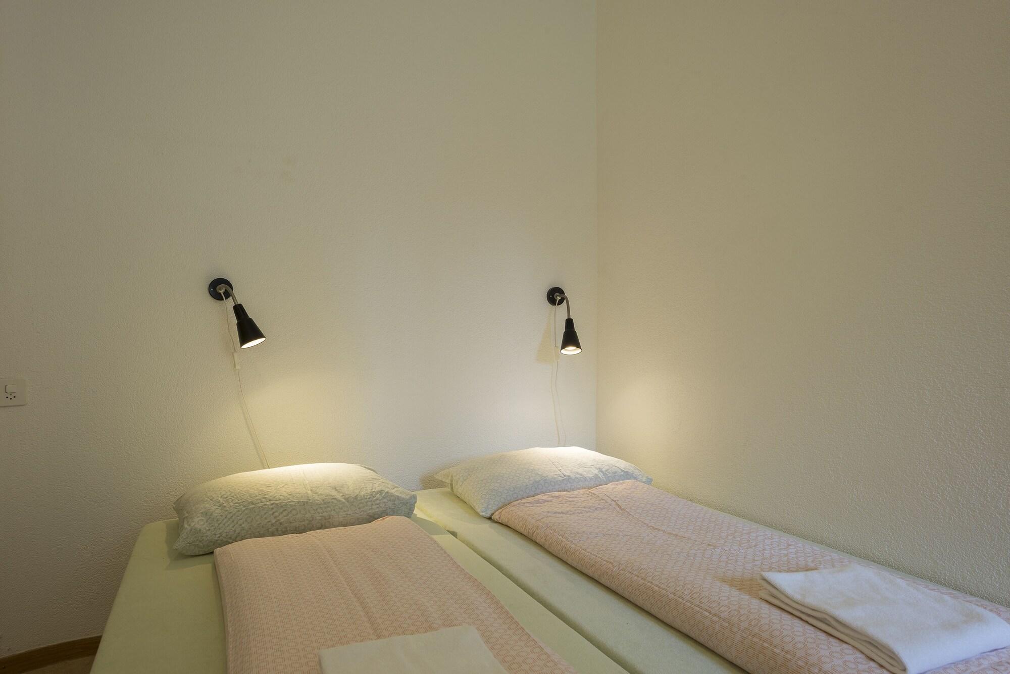 Auberge de Jeunesse Montreux by null