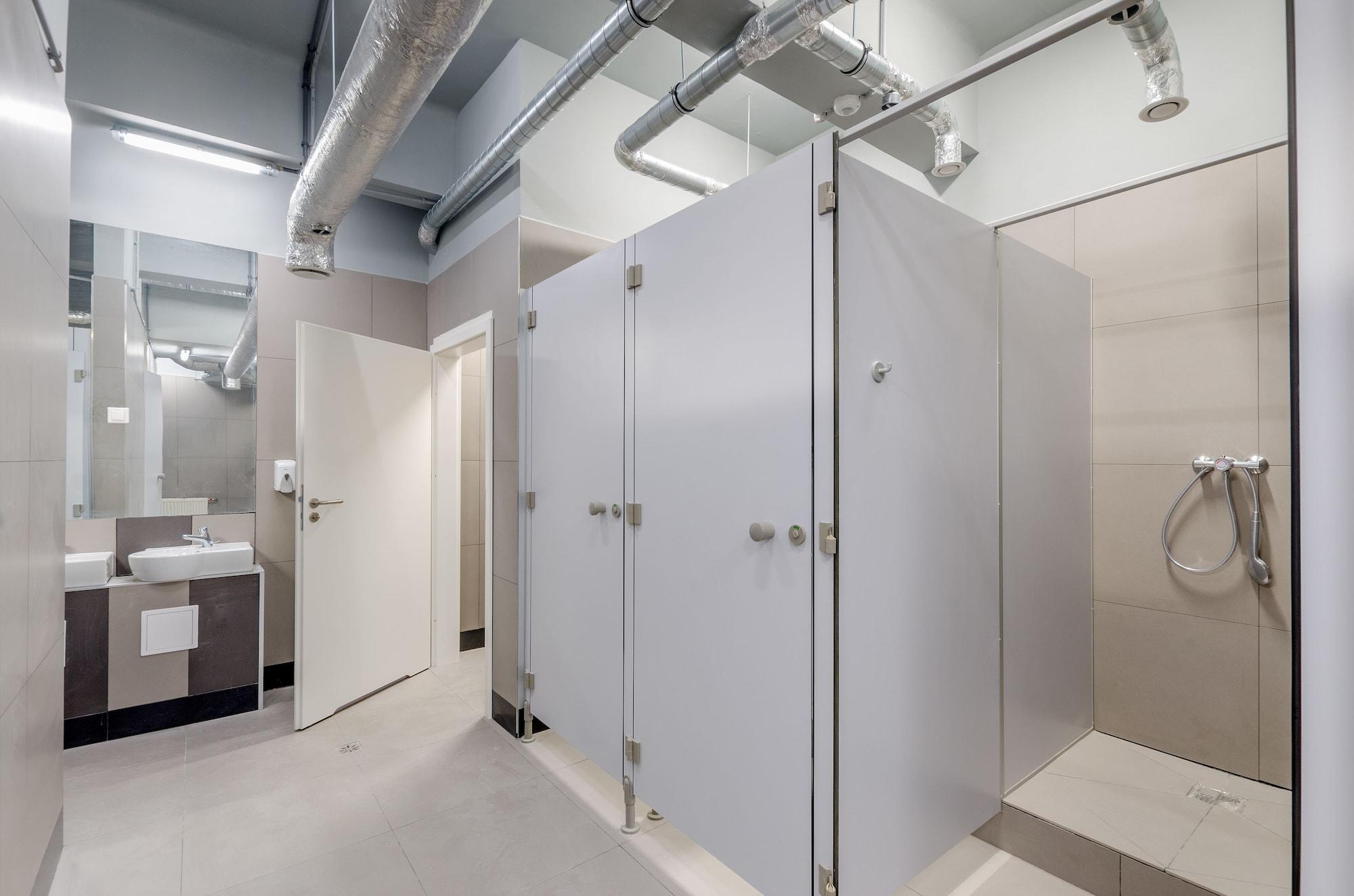 Kapsuła Hostel - komfortowy i bezpieczny nocleg w centrum Warszawy by null