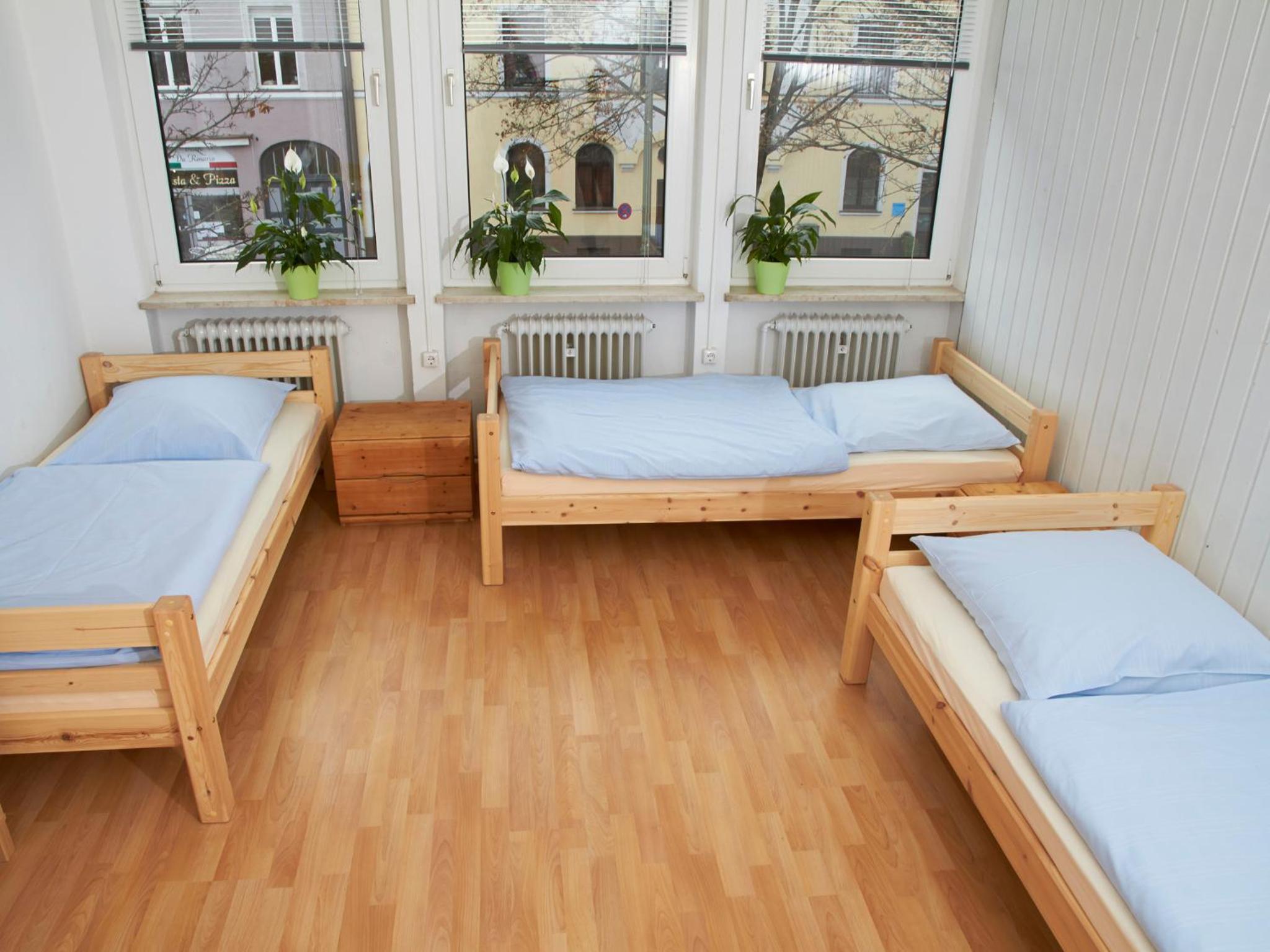 Triple room, basic, shared bathroom