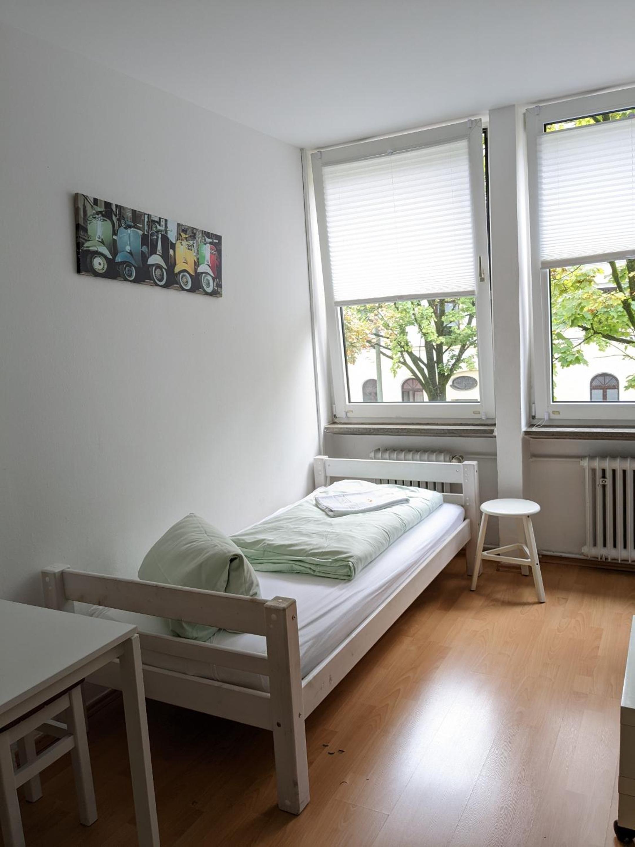 Single room, shared bathroom