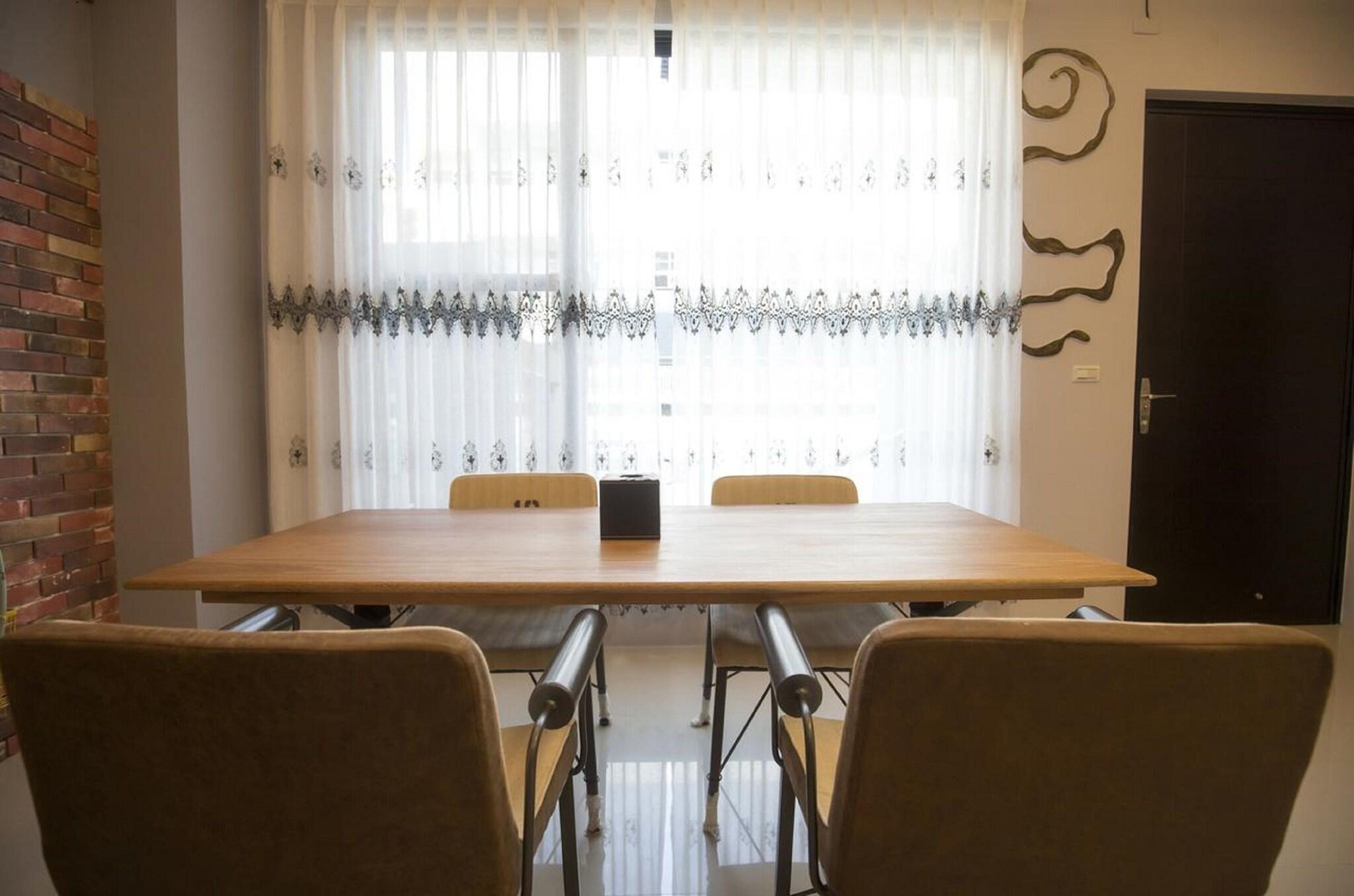 East Cube B&B