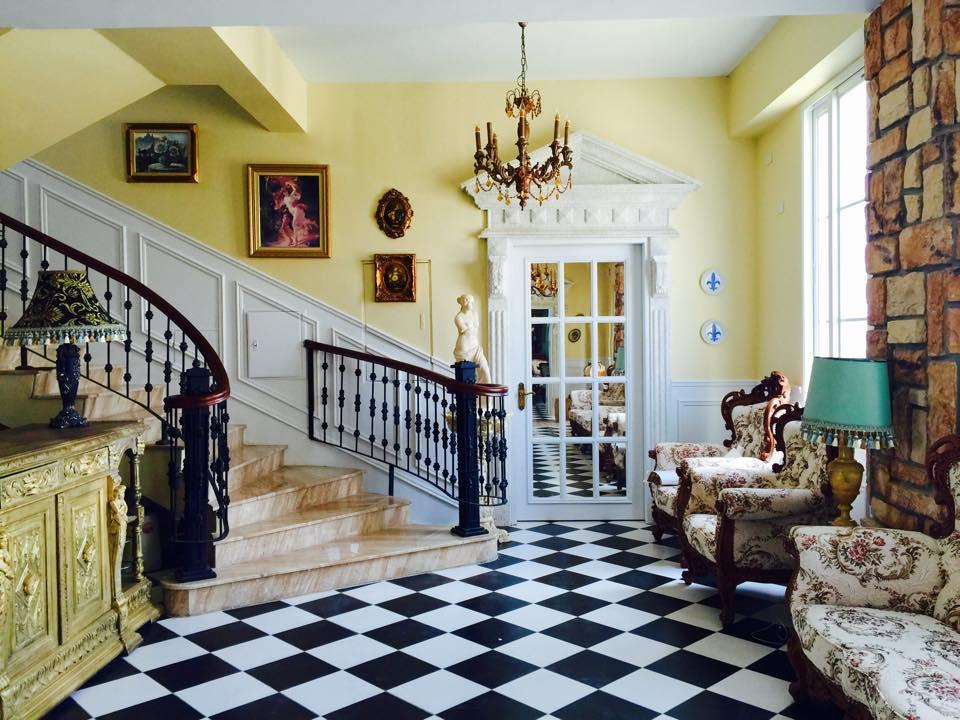 Chateau De France