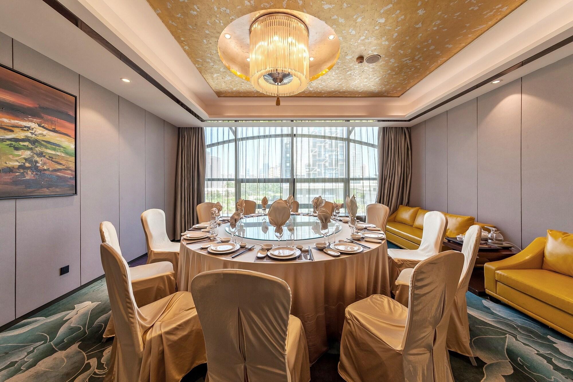 Tianyuan Junlong Hotel