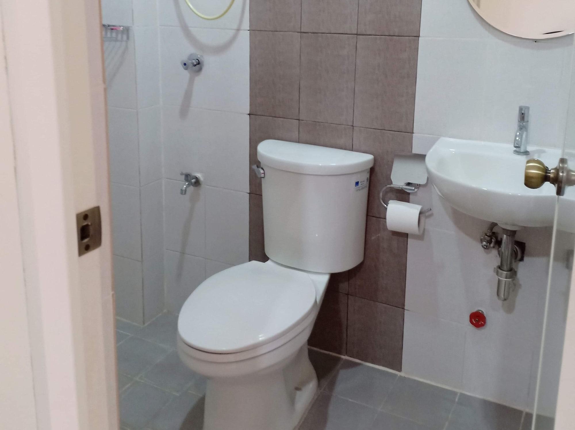 Dmc Caralos Vacation Inn And Dormitory