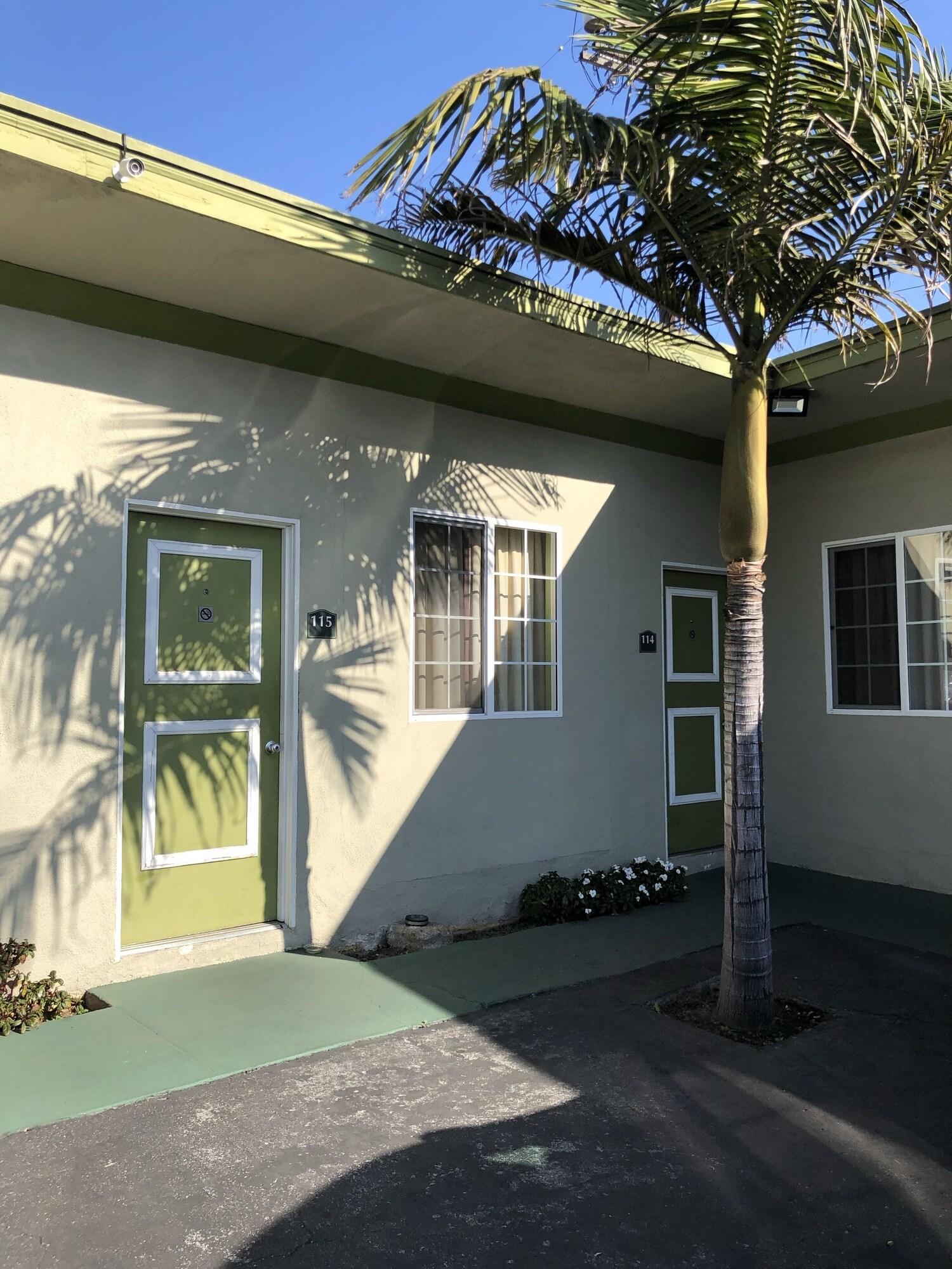 Encore Motel
