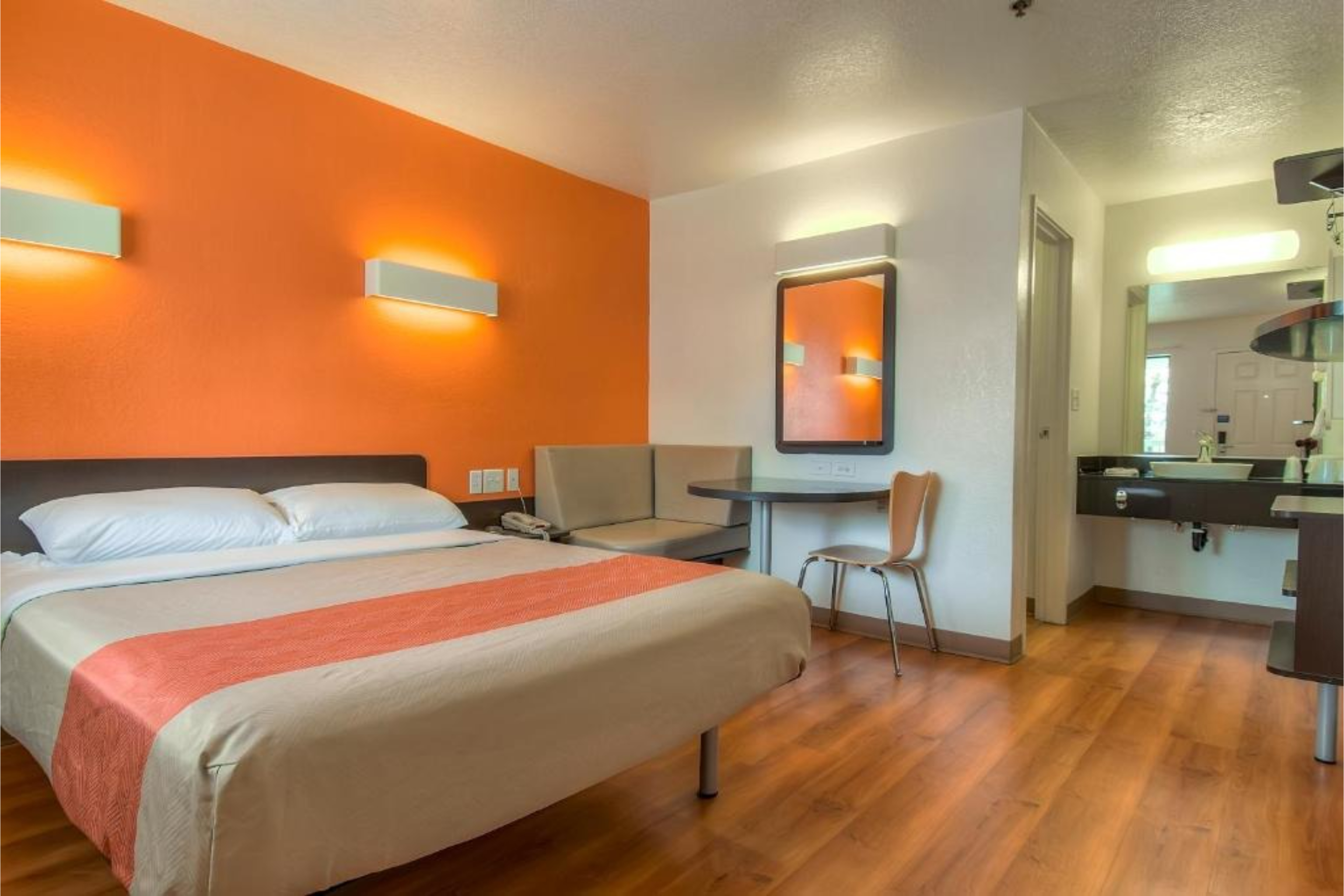 Motel 6 Arcadia, CA - Los Angeles - Pasadena Area