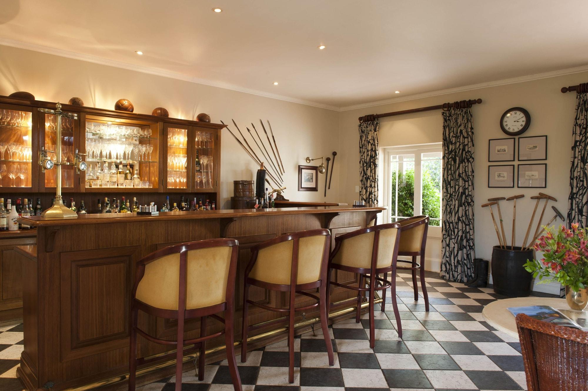 River Bend Lodge by null