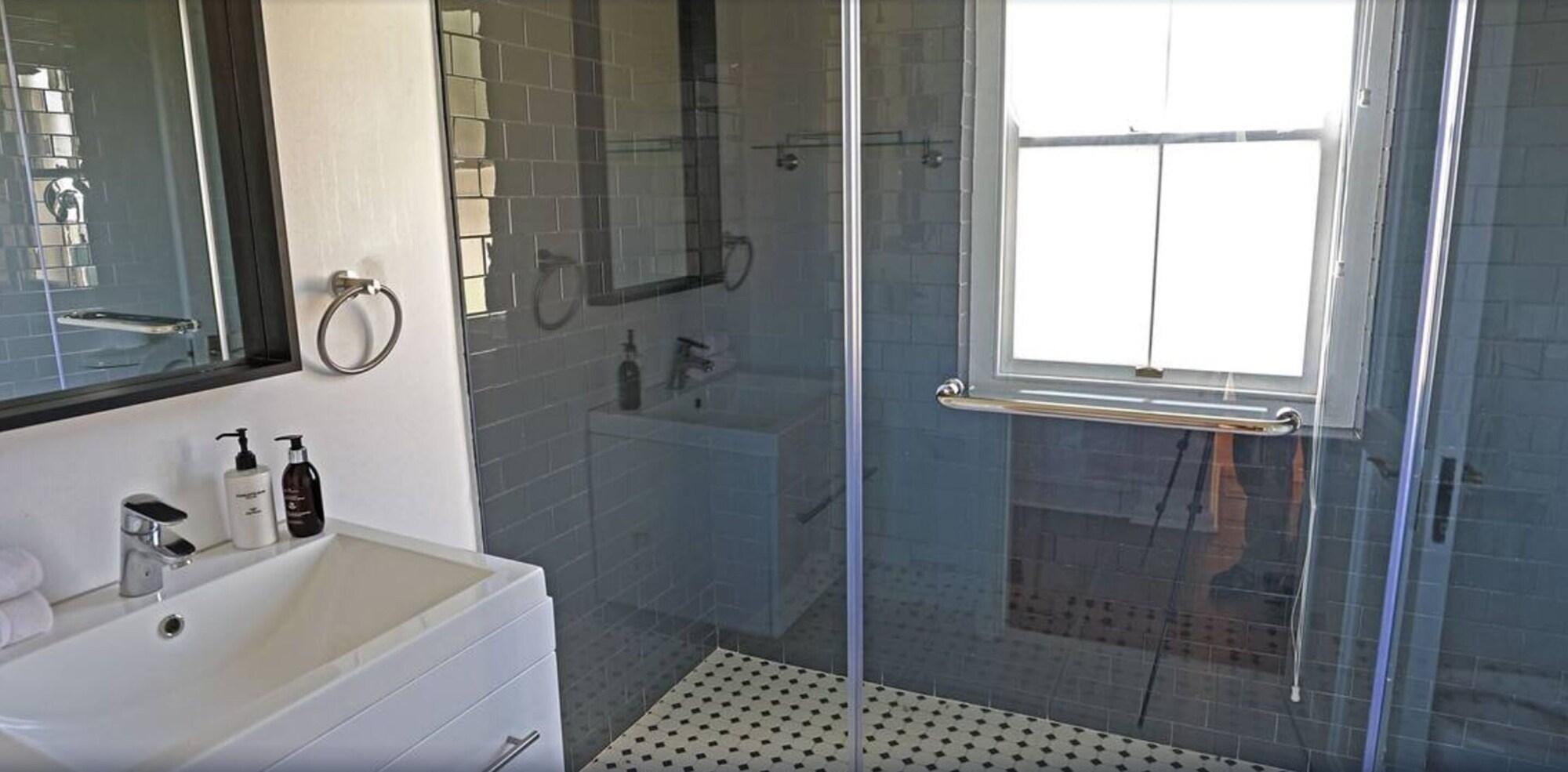 River Bend Lodge by null