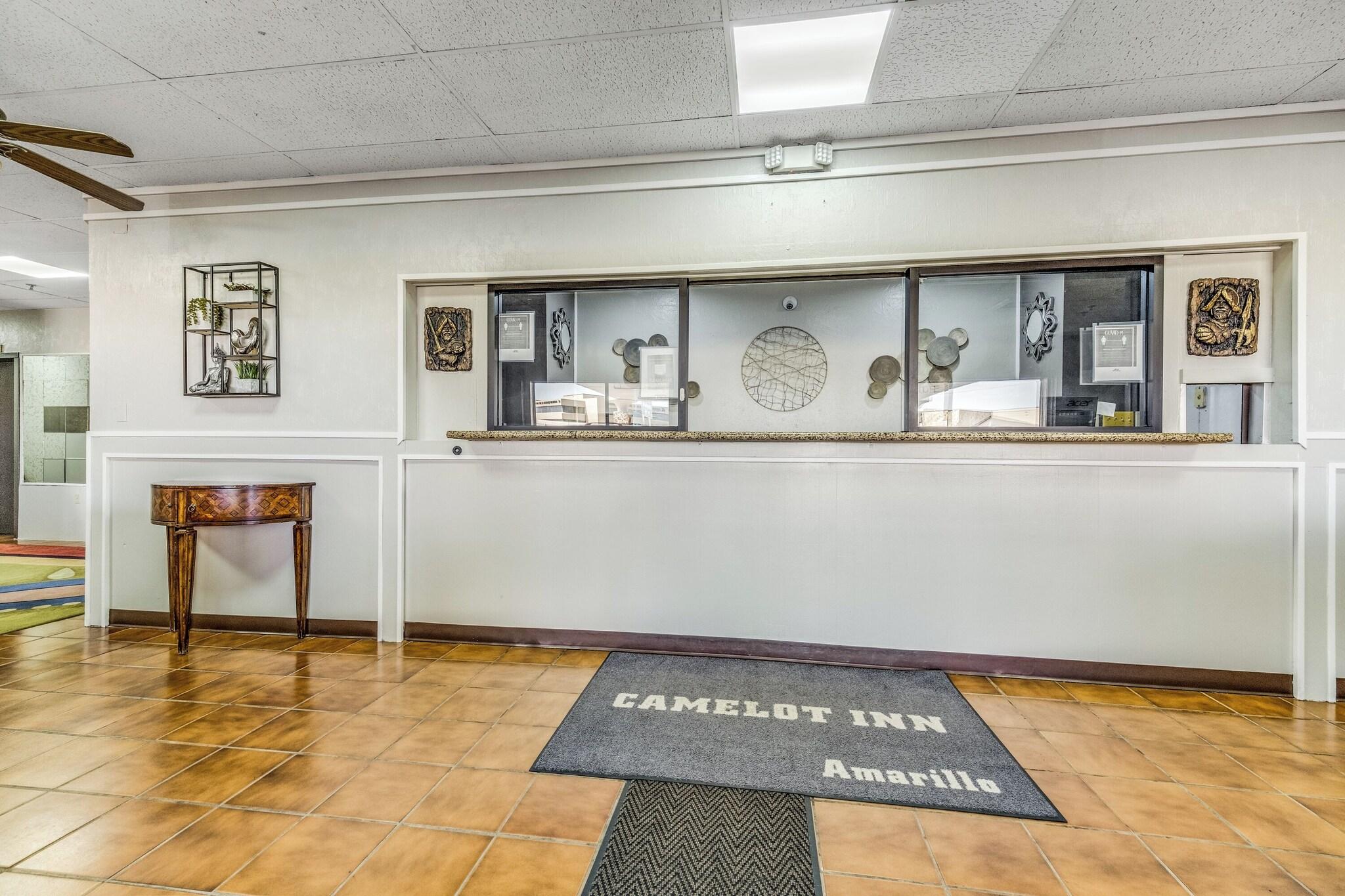 Camelot Inn