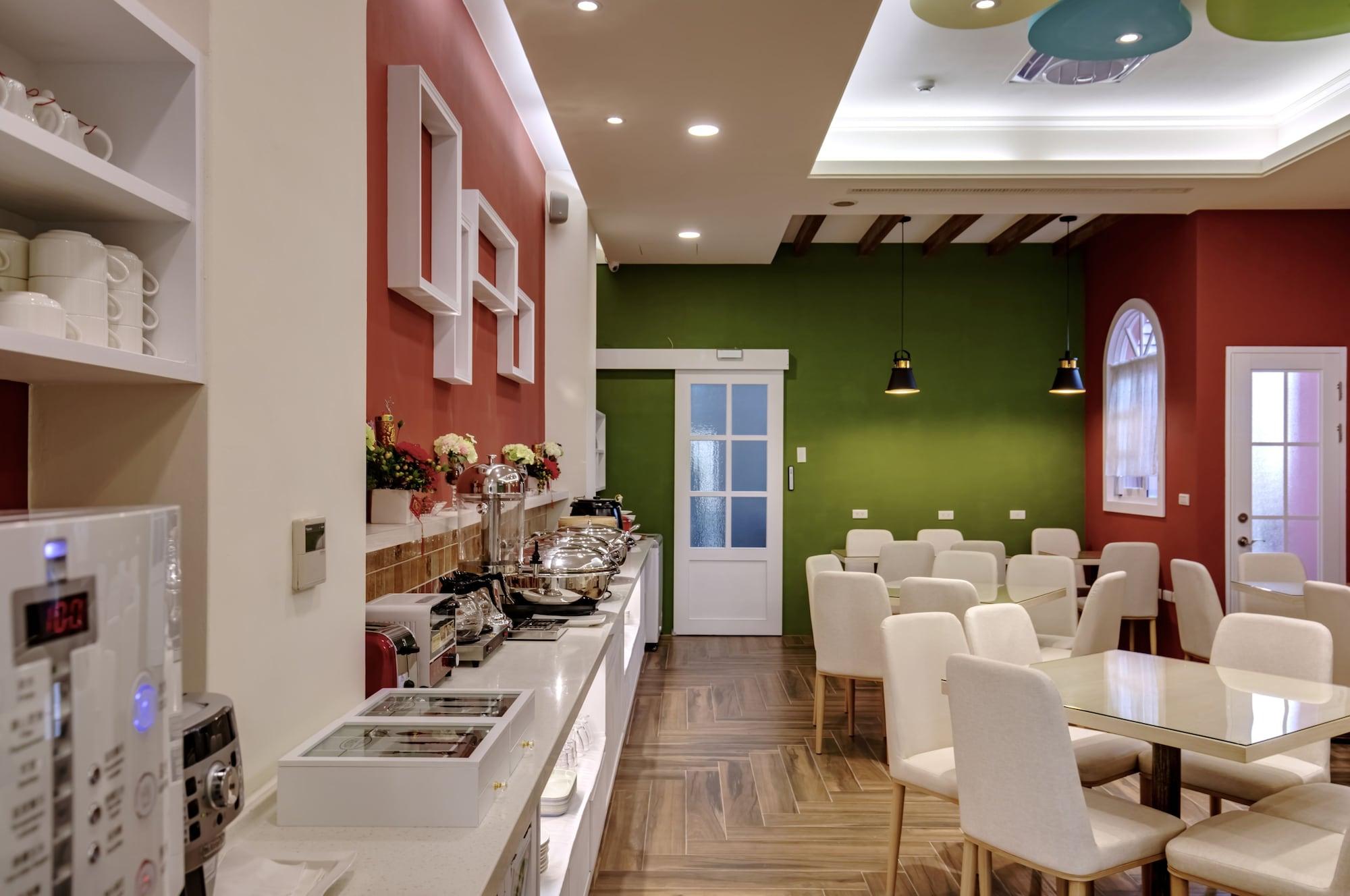 Joy Hotel