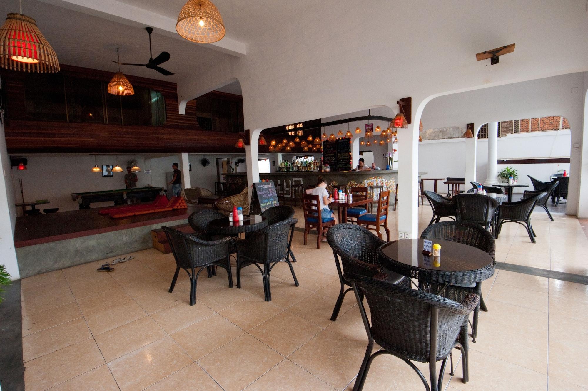 Eighty8 Backpackers - Hostel