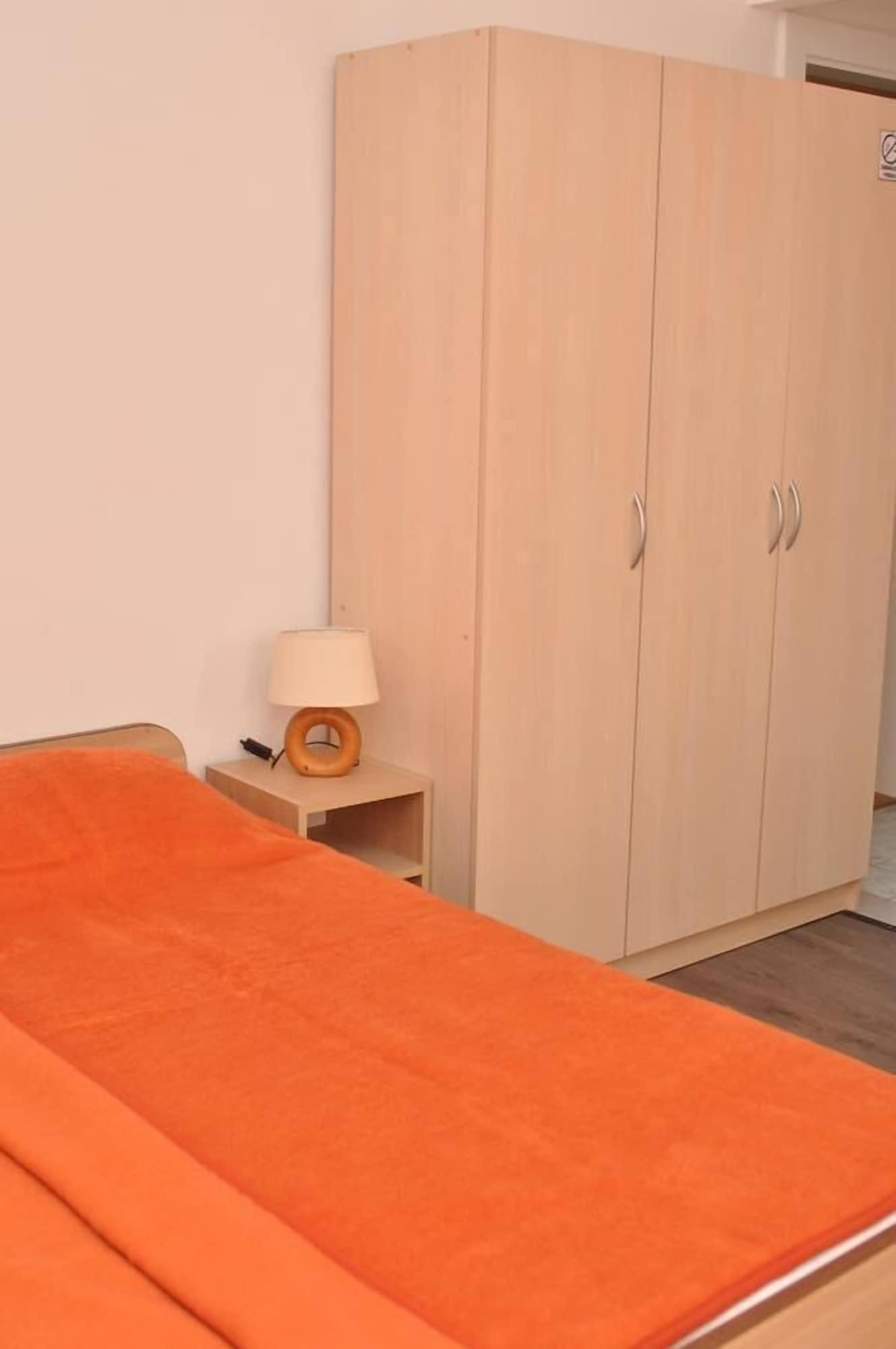 Rooms Lara