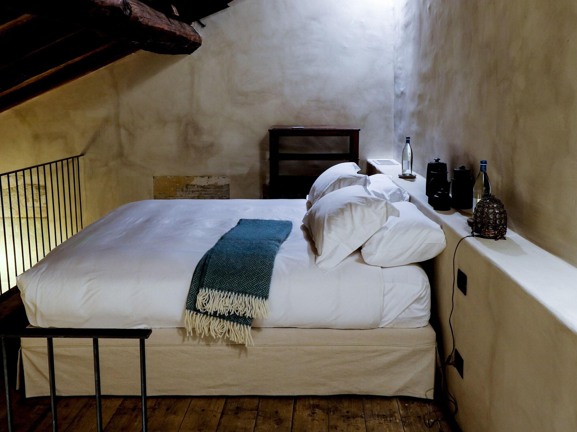 Palazzo Albricci Peregrini luxury hotel by null