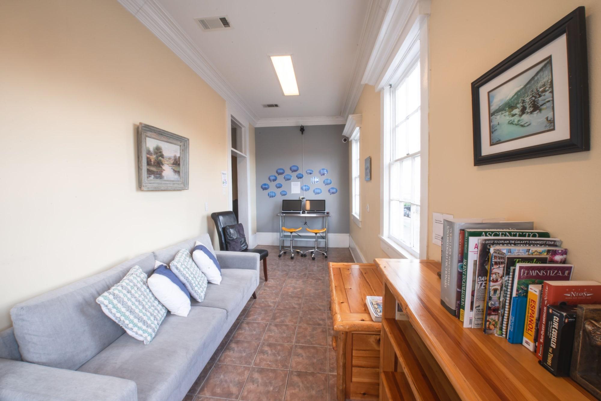 Auberge NOLA Hostel by null