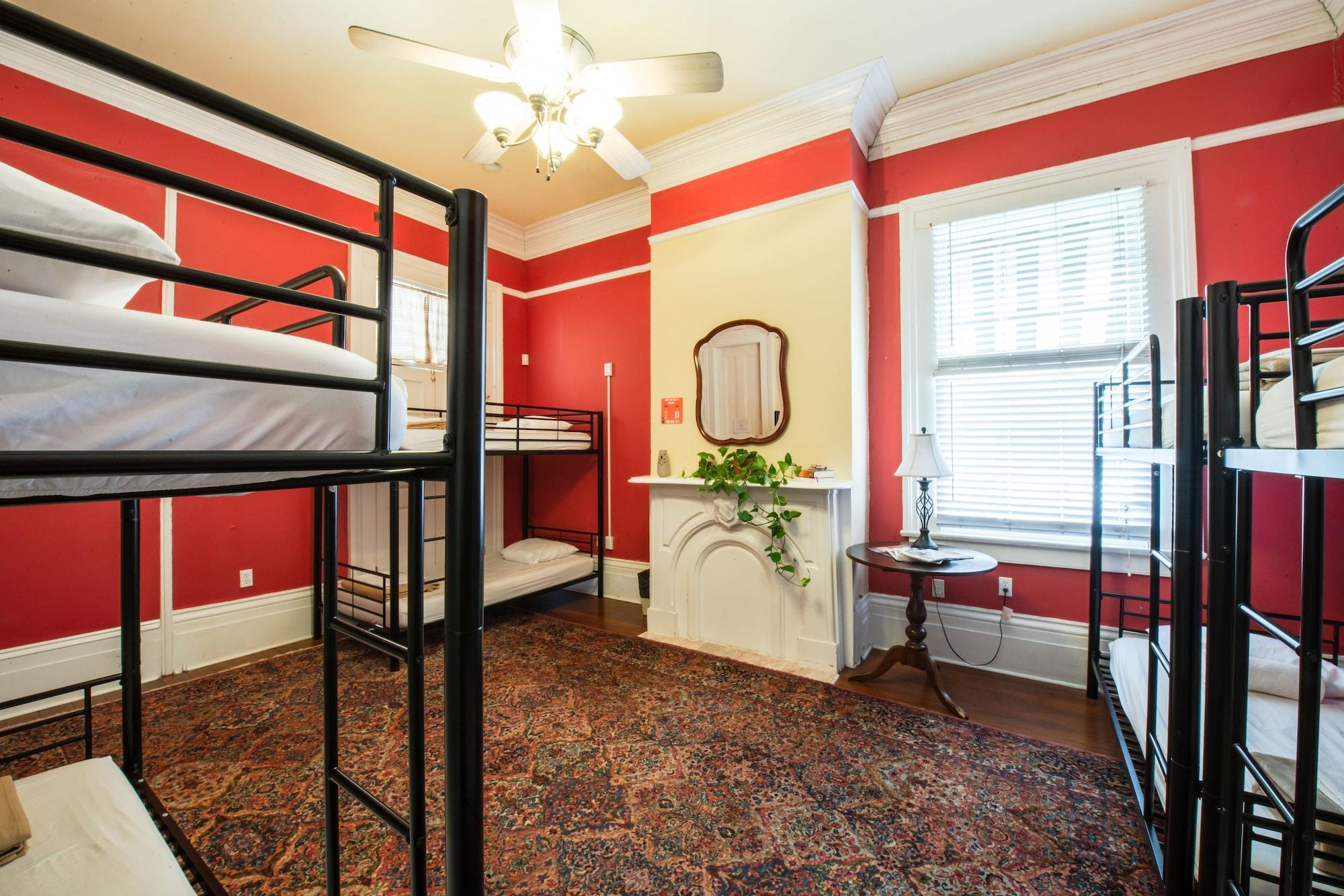 Auberge NOLA Hostel by null