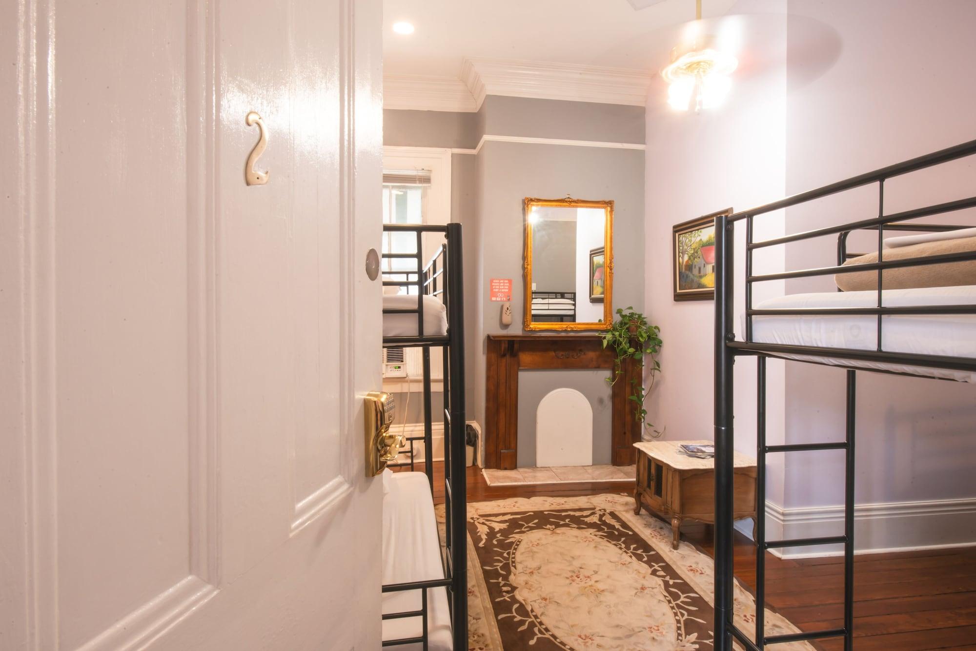 Auberge NOLA Hostel by null