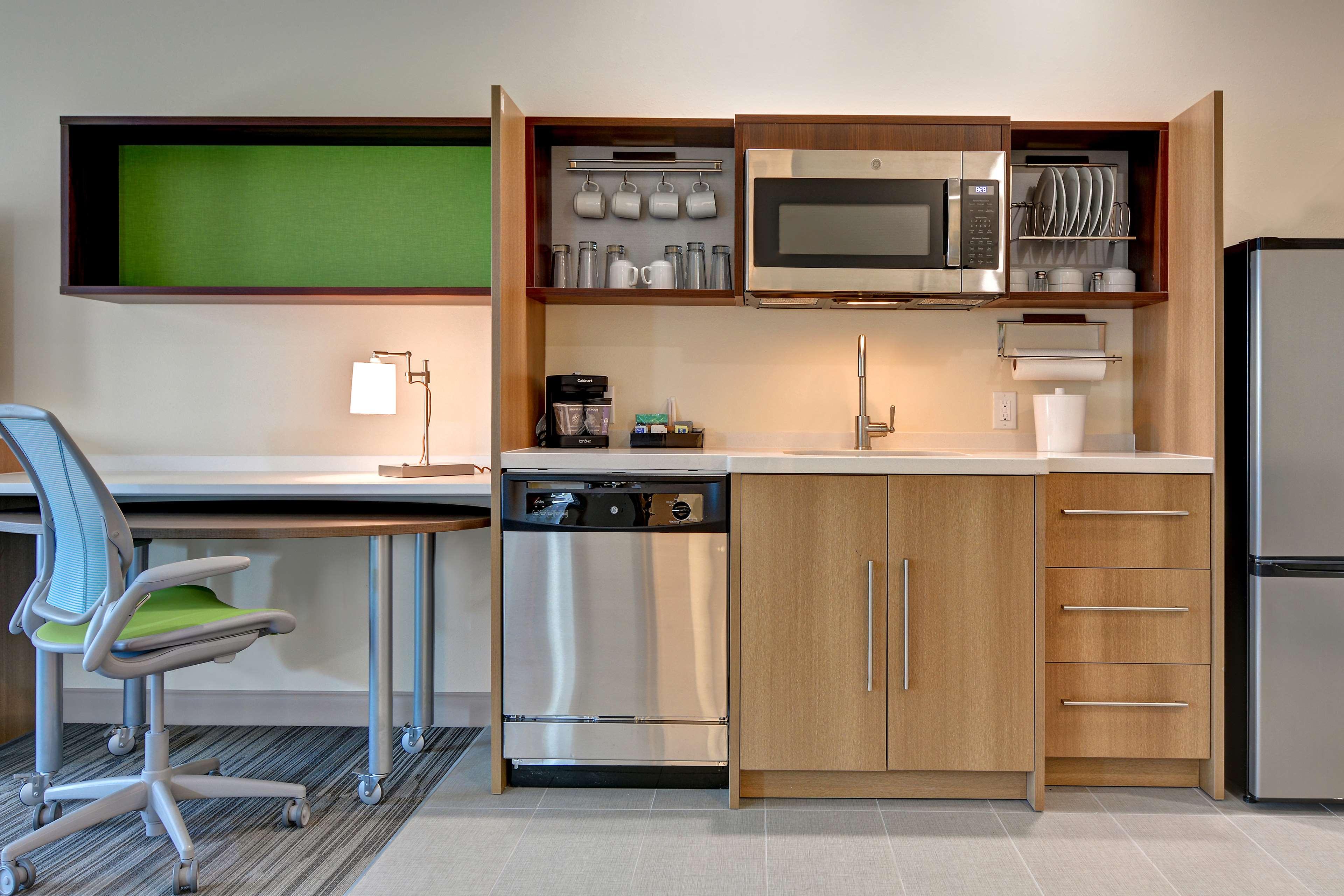 Home2 Suites By Hilton Savannah Midtown