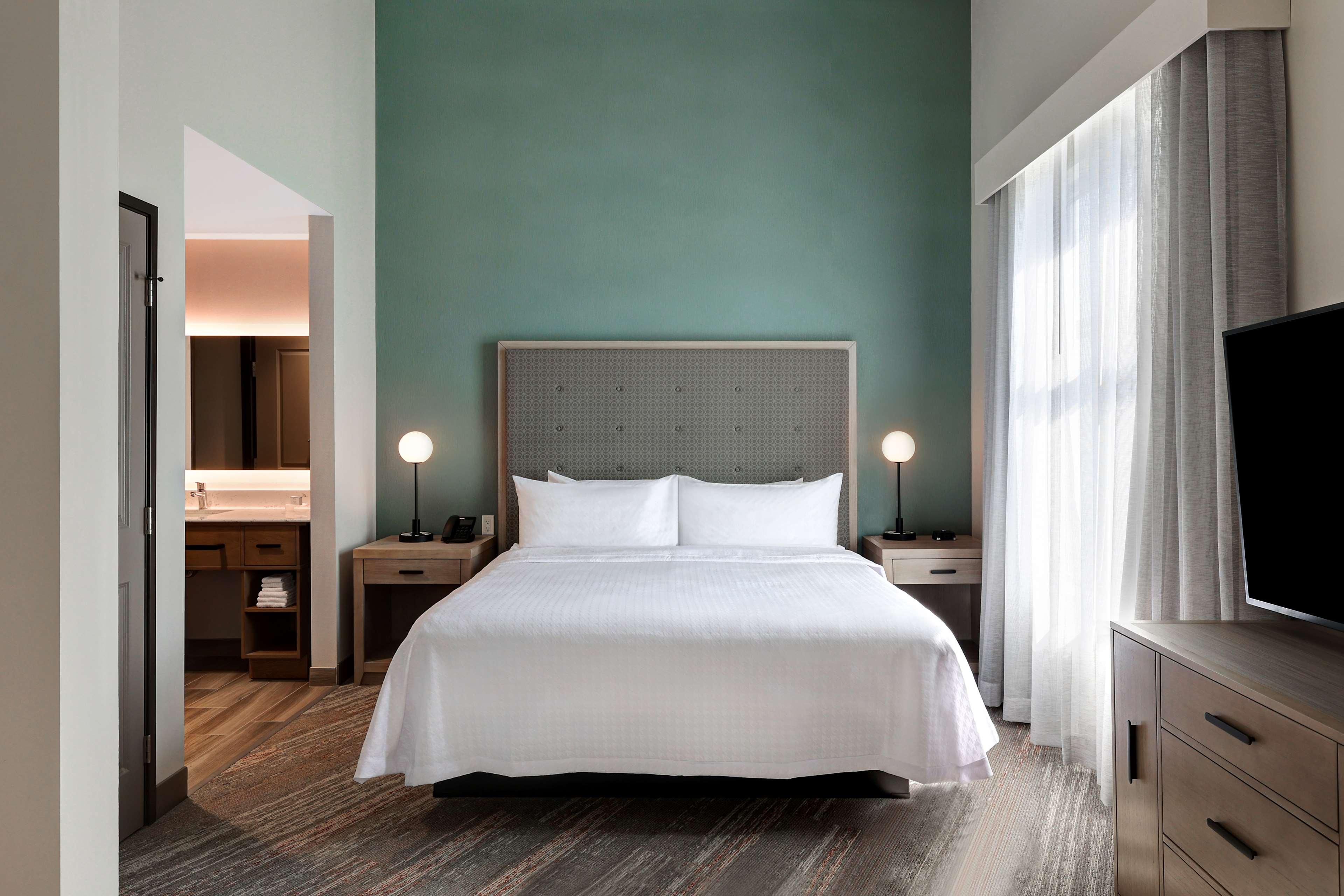 Homewood Suites by Hilton Santa Clarita