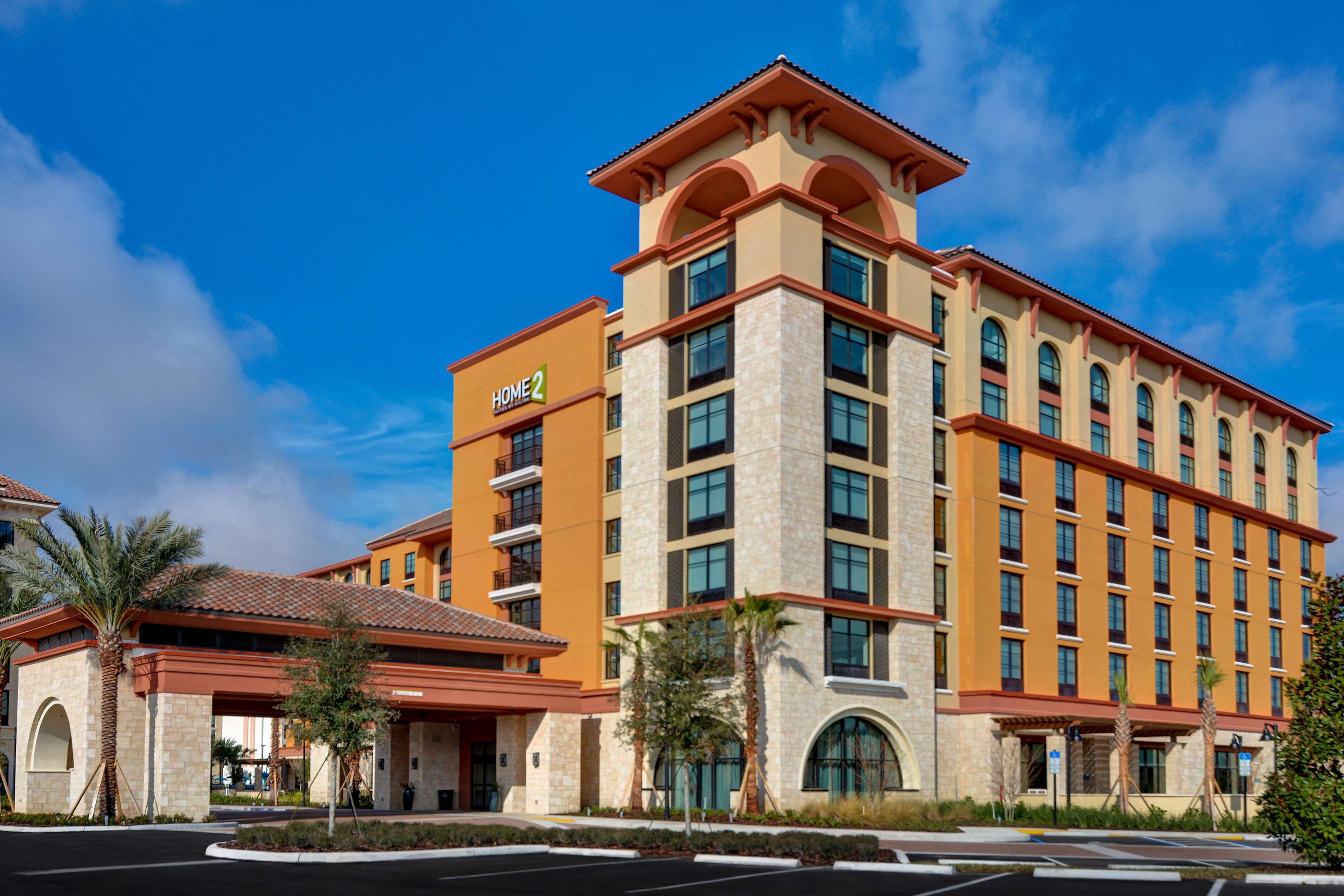 Home2 Suites by Hilton Orlando at FLAMINGO CROSSINGS Town Center image