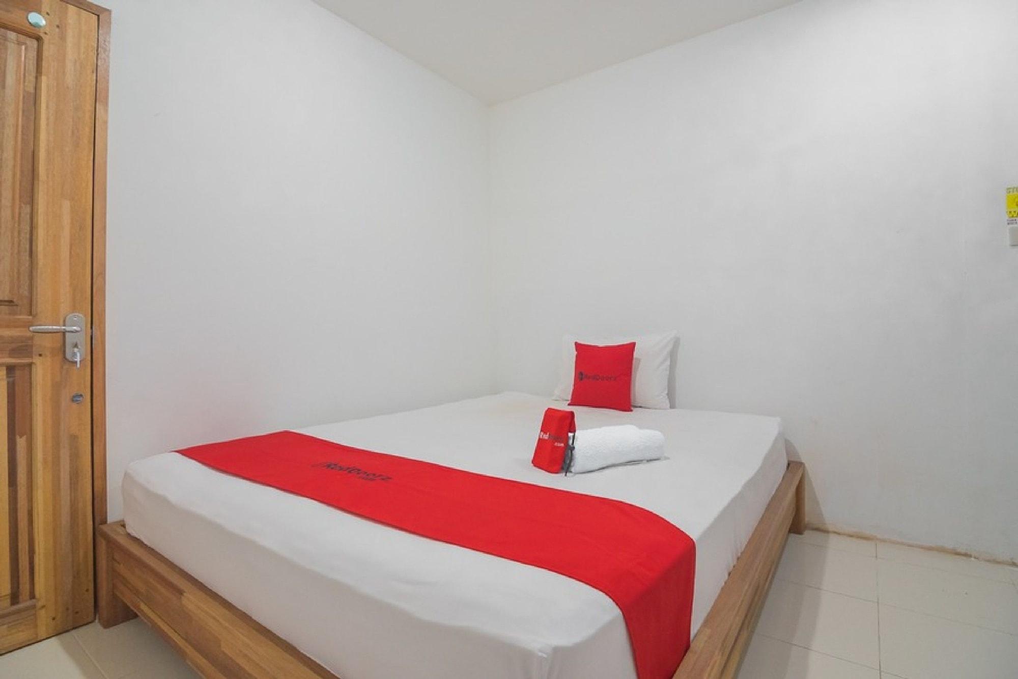 Formerly Reddoorz Near Gajah Mada Pontianak
