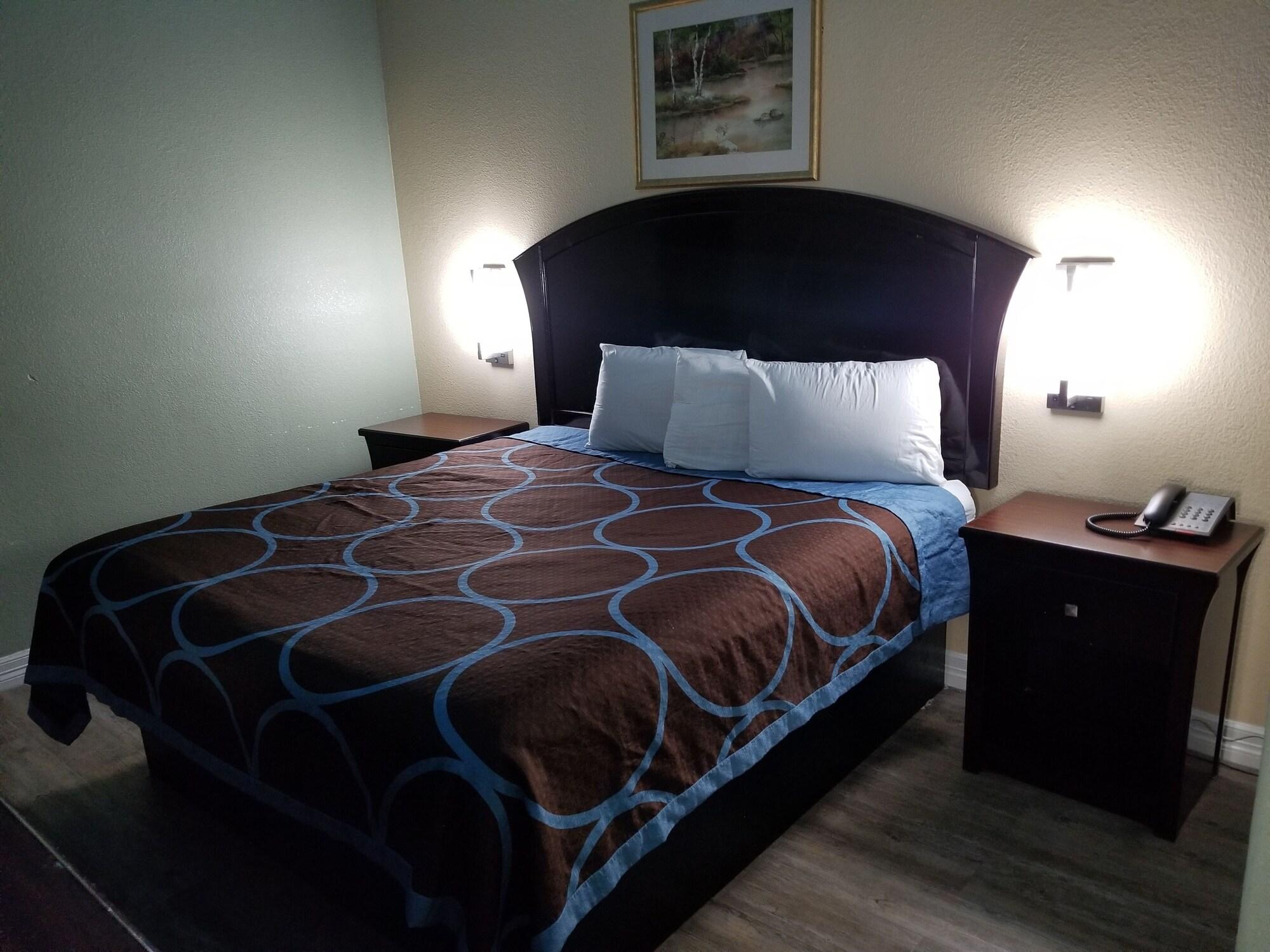 Executive Inn & Suites