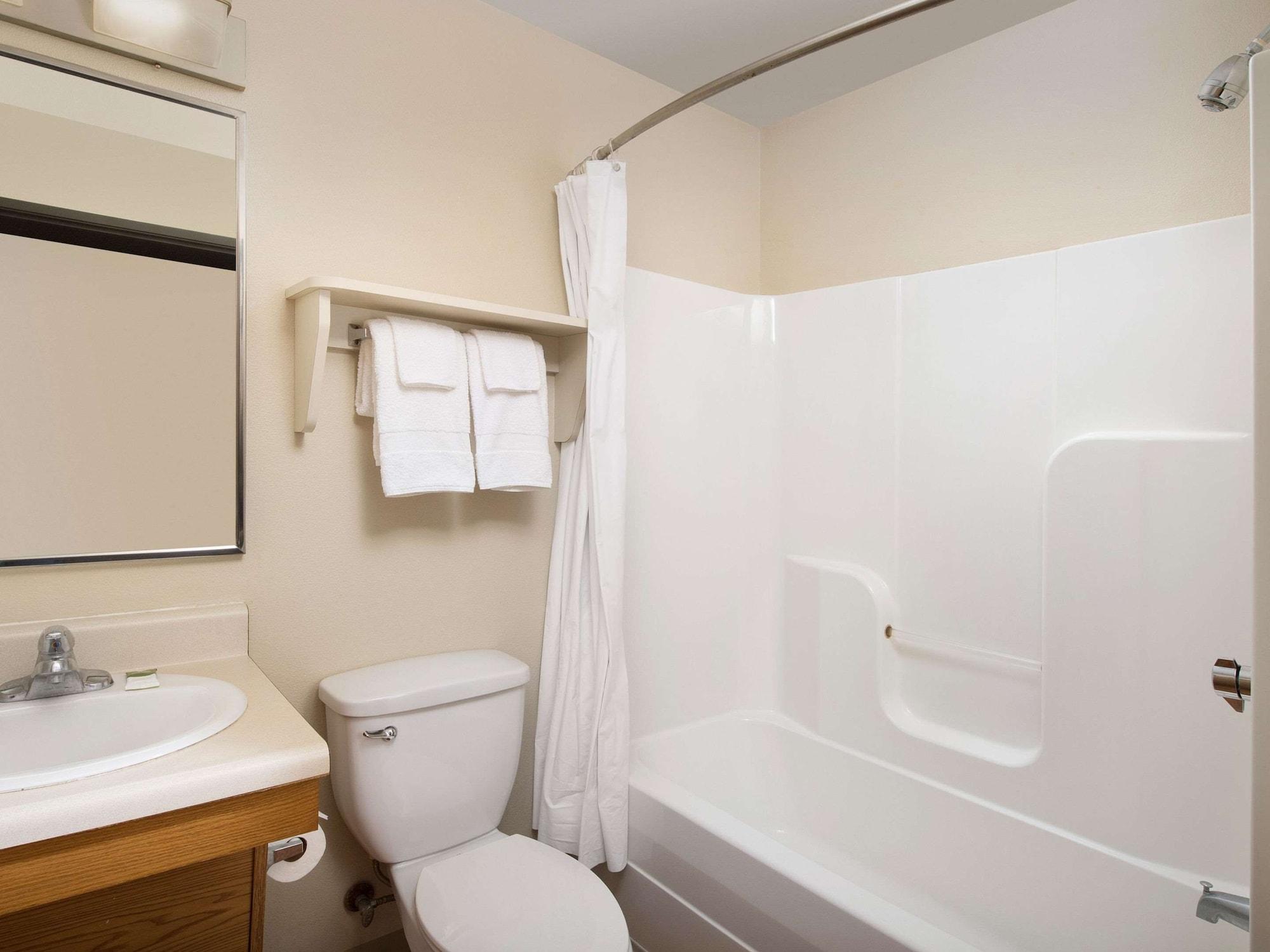 WoodSpring Suites Macon West I-475
