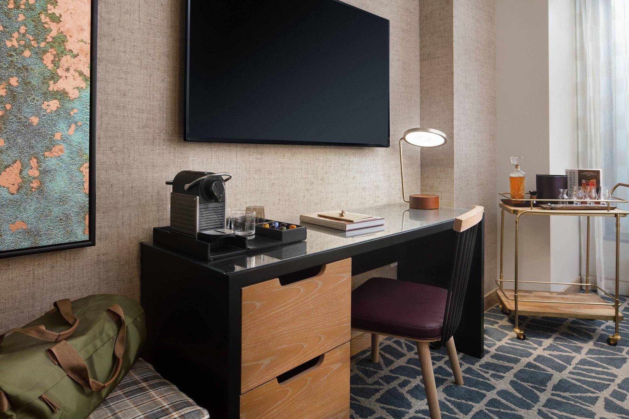 Hotel Distil, Autograph Collection by null