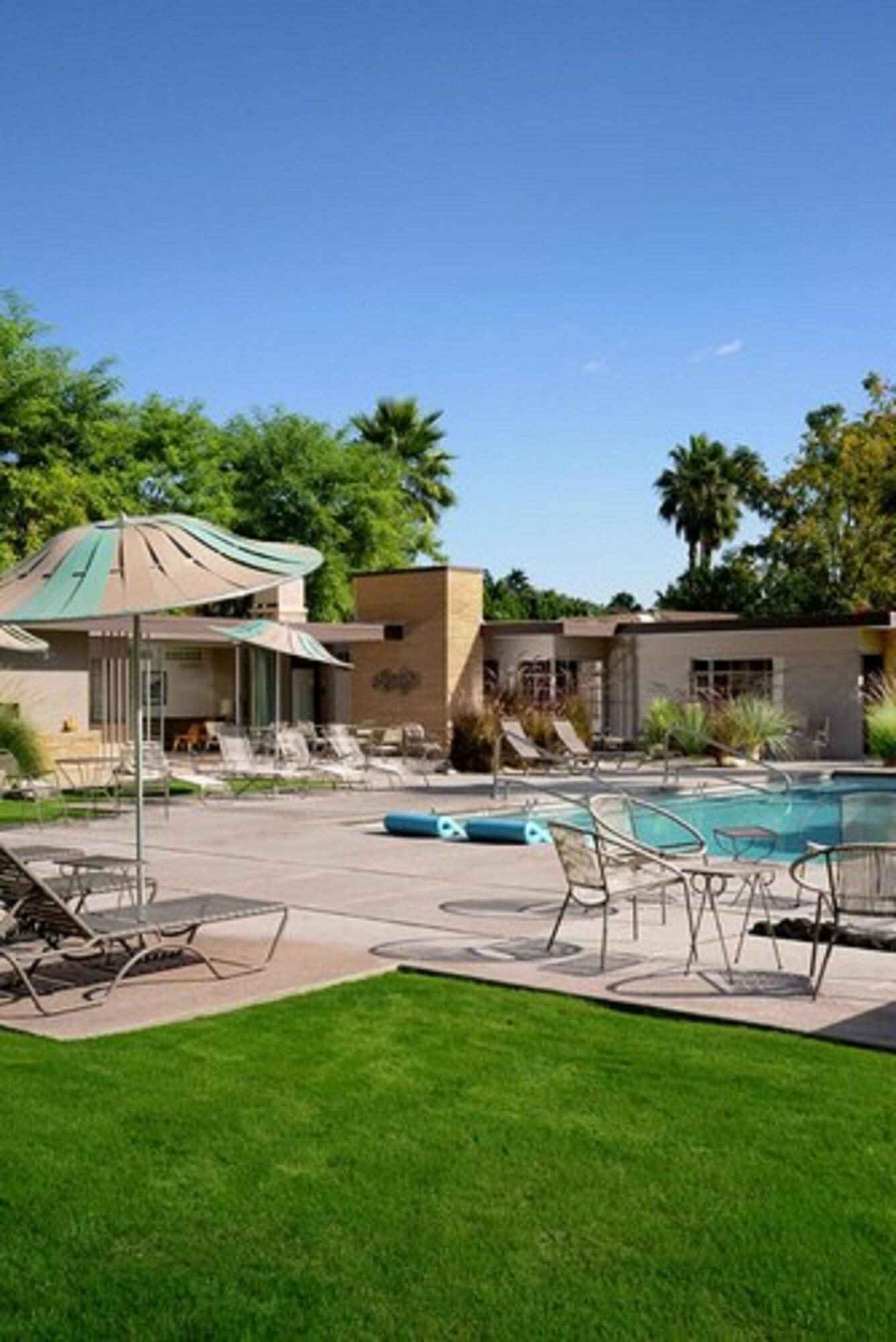 The Hideaway by null