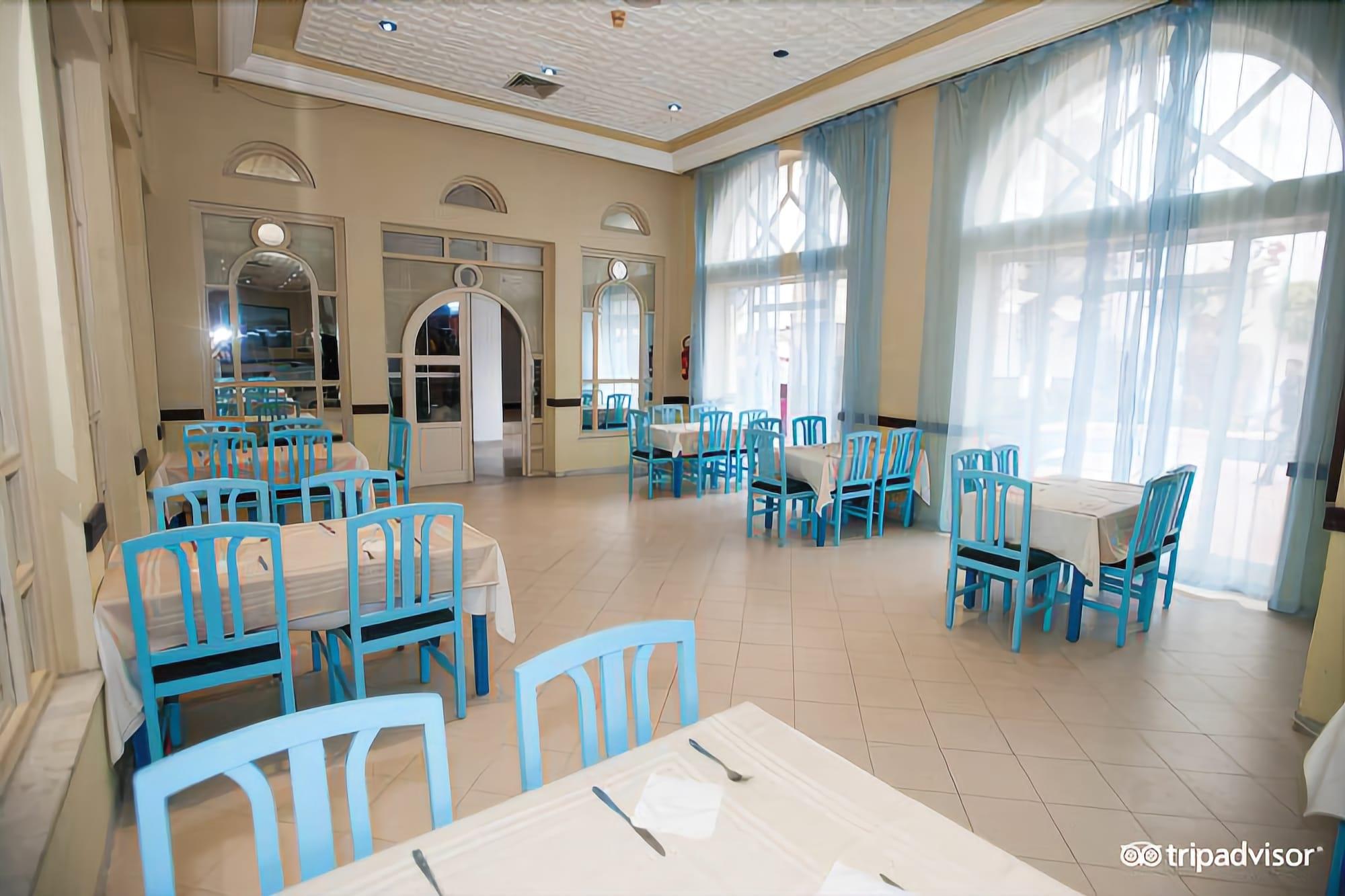 Hotel Topkapi Beach
