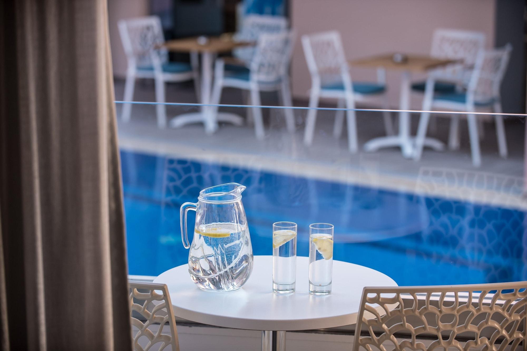 Omiros Boutique Hotel (Adults Only)