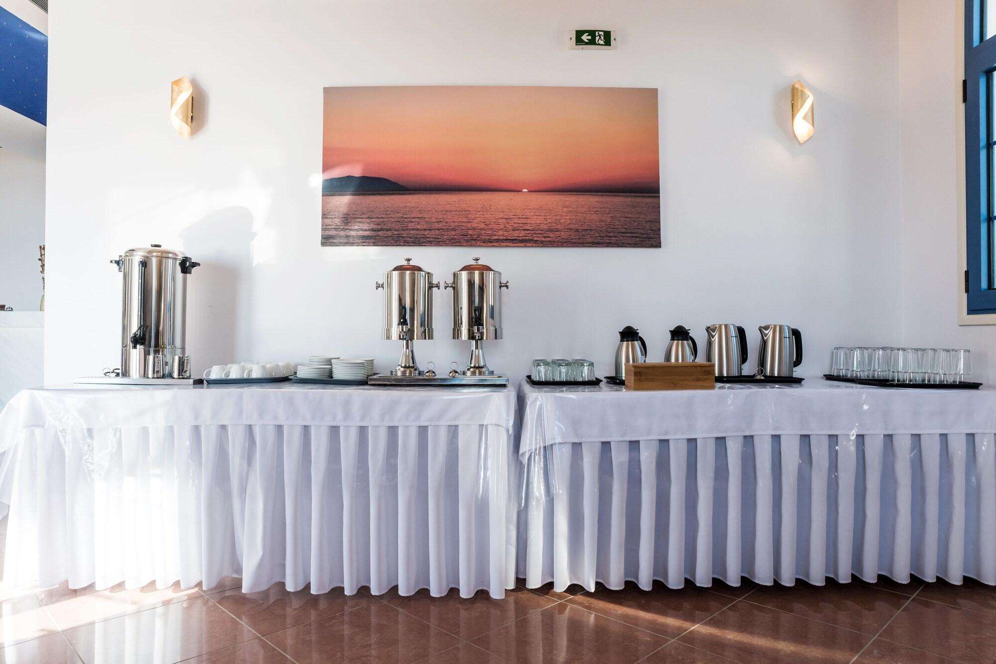 Anesis Hotel