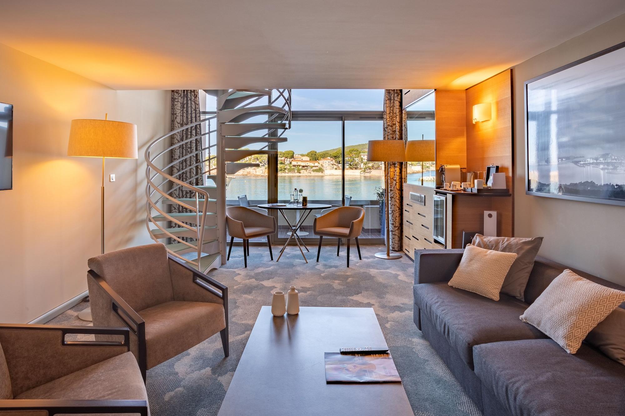 Hotel & Spa Ile Rousse Thalazur Bandol by null