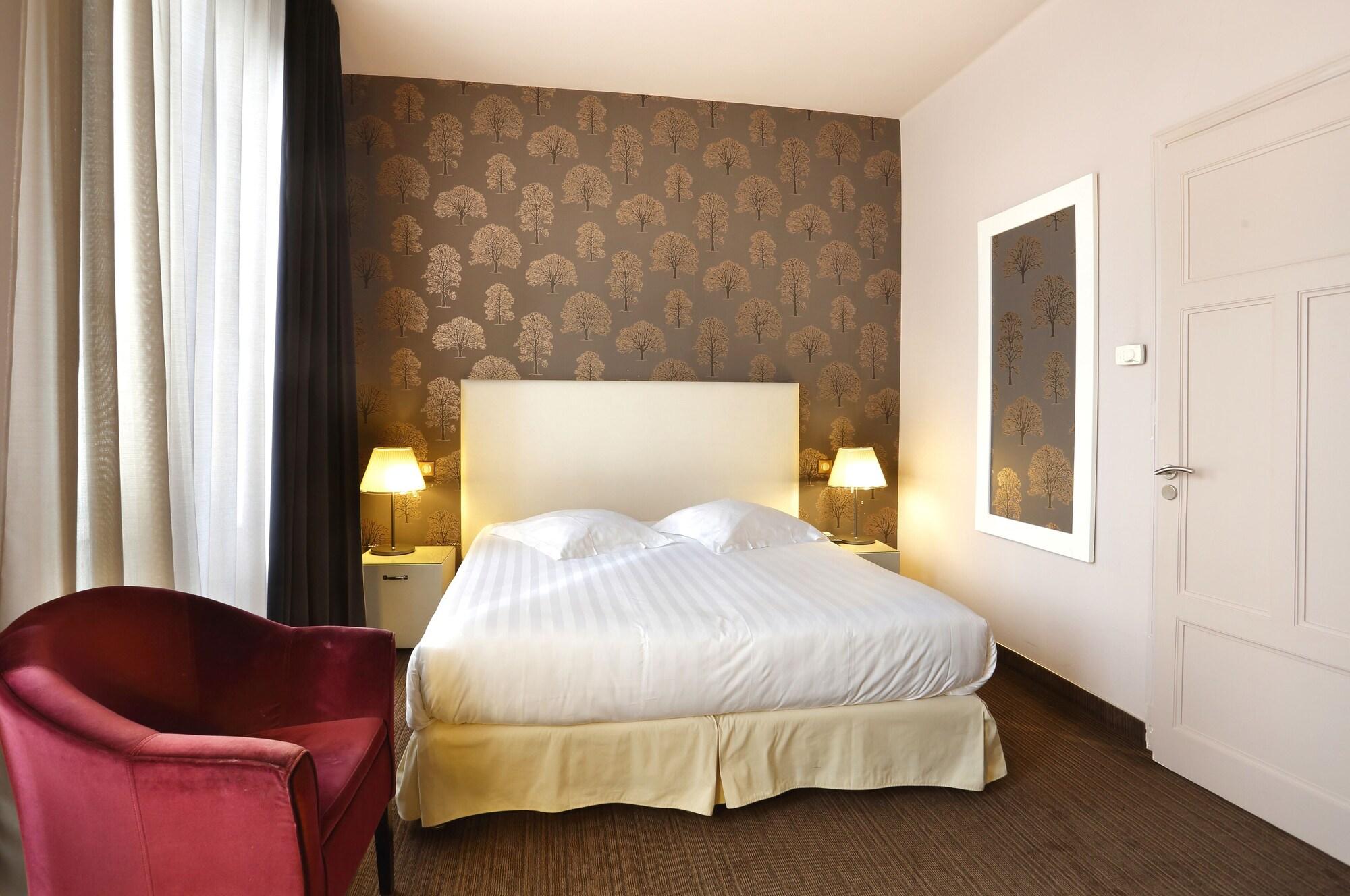 Hôtel de Paris by null