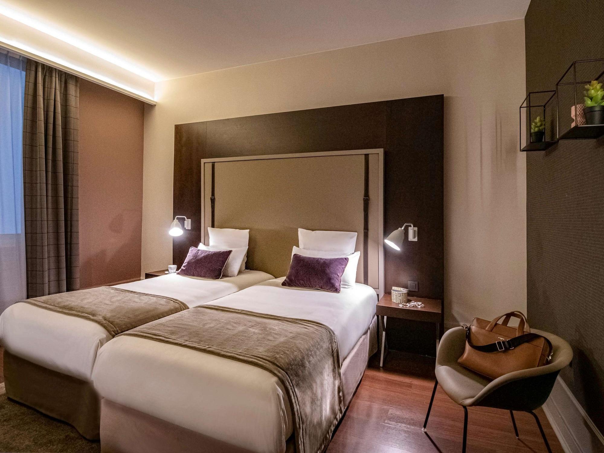 Splendid Hotel by null