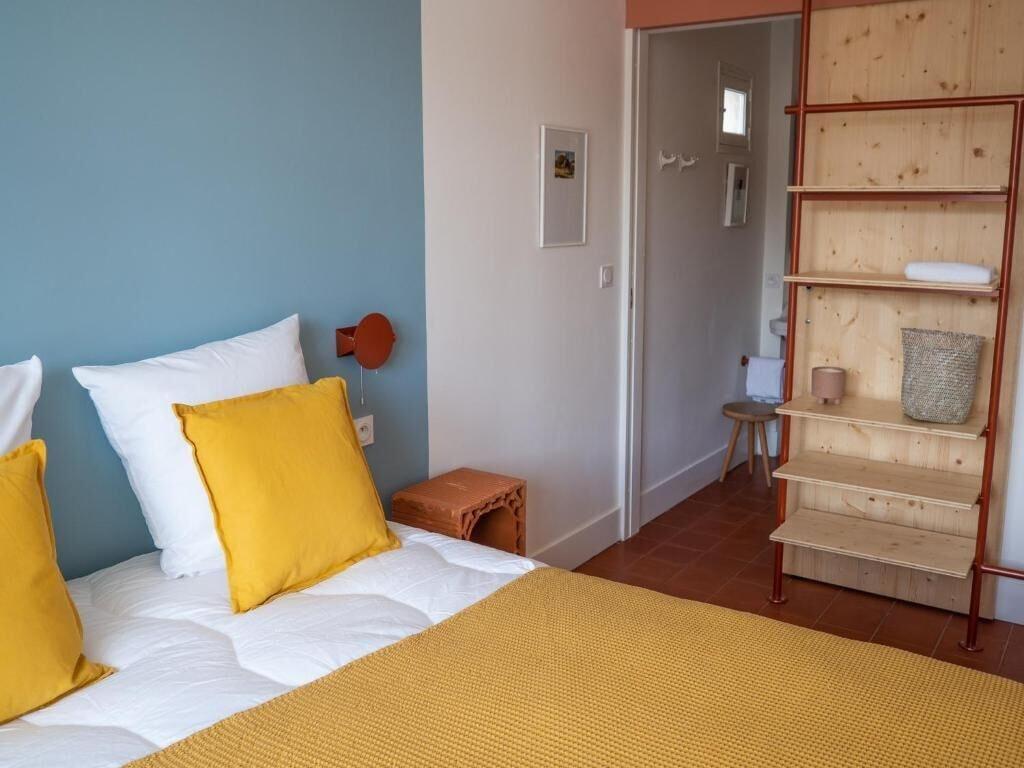 Hôtel Le Voltaire by null