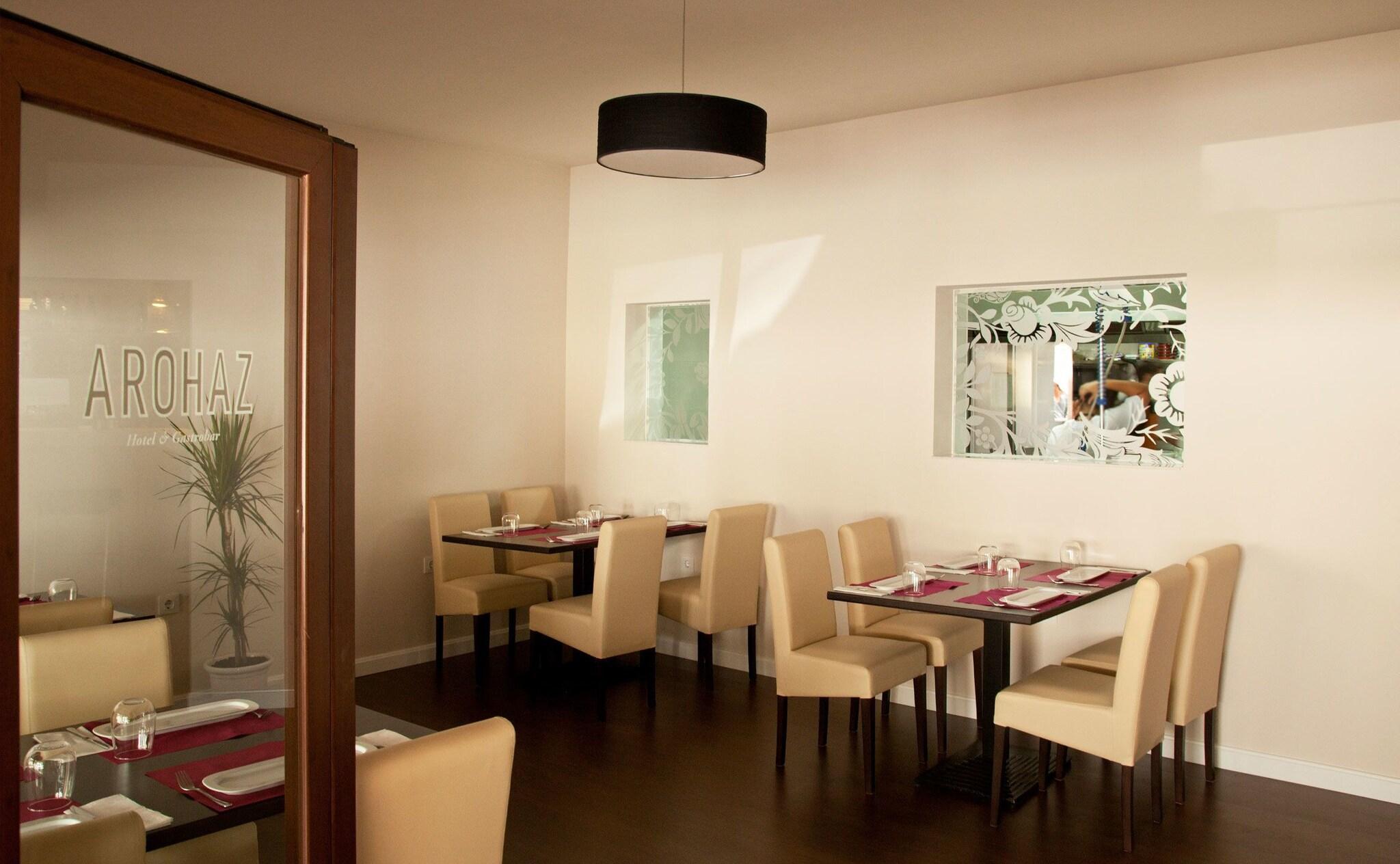 Arohaz Hotel & Restaurante