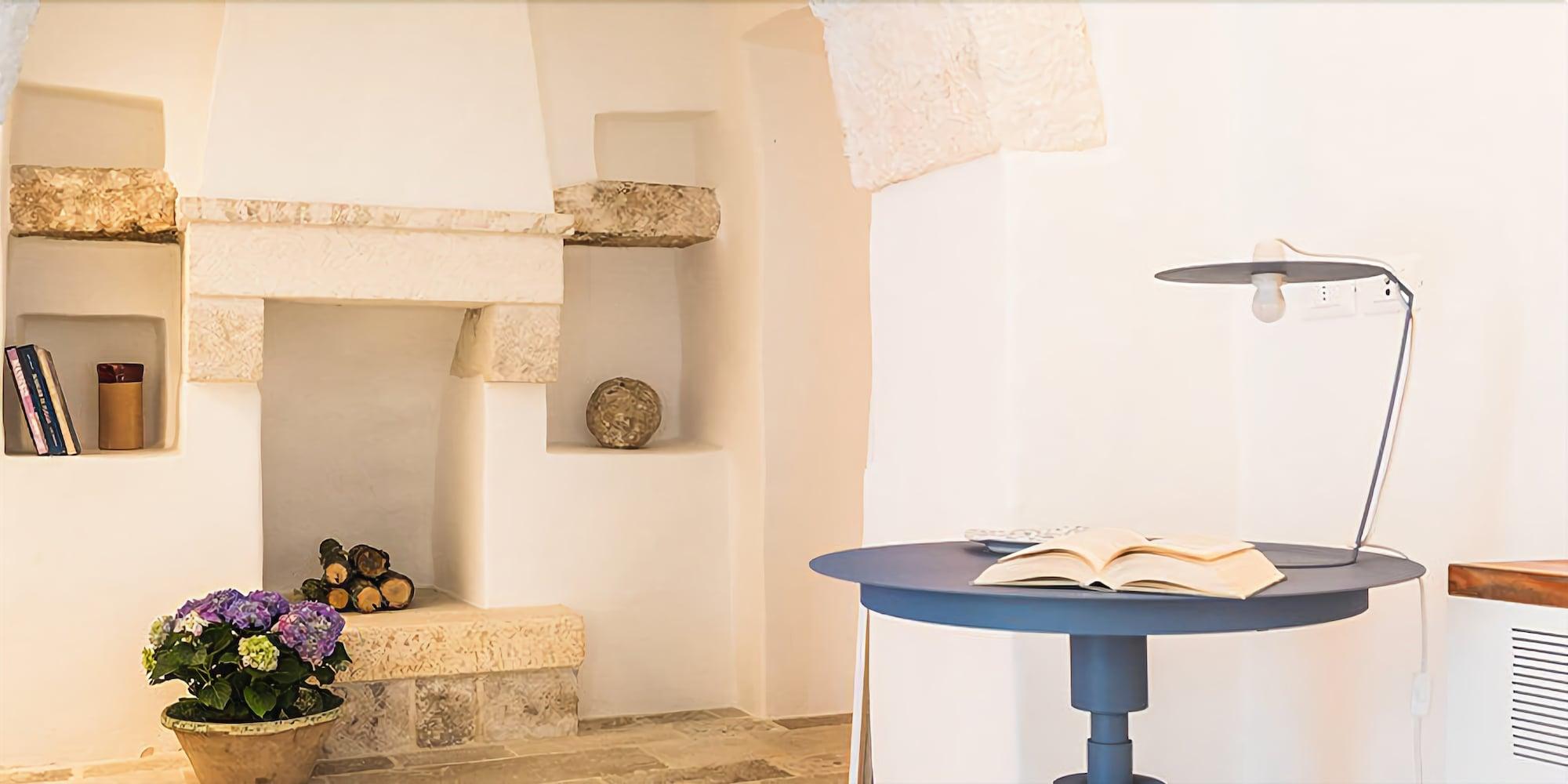 Borgo Canonica by null