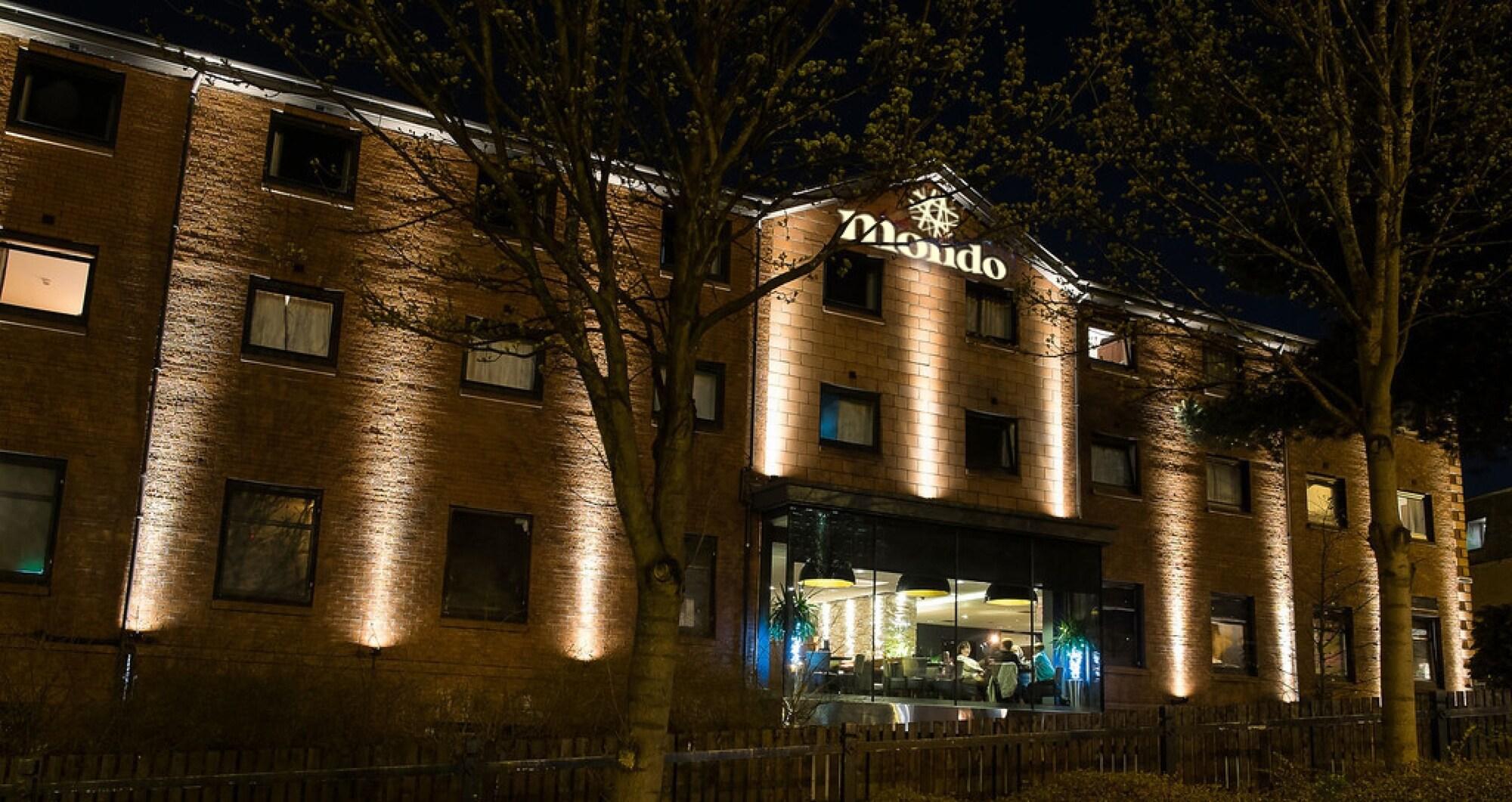 Mondo Hotel