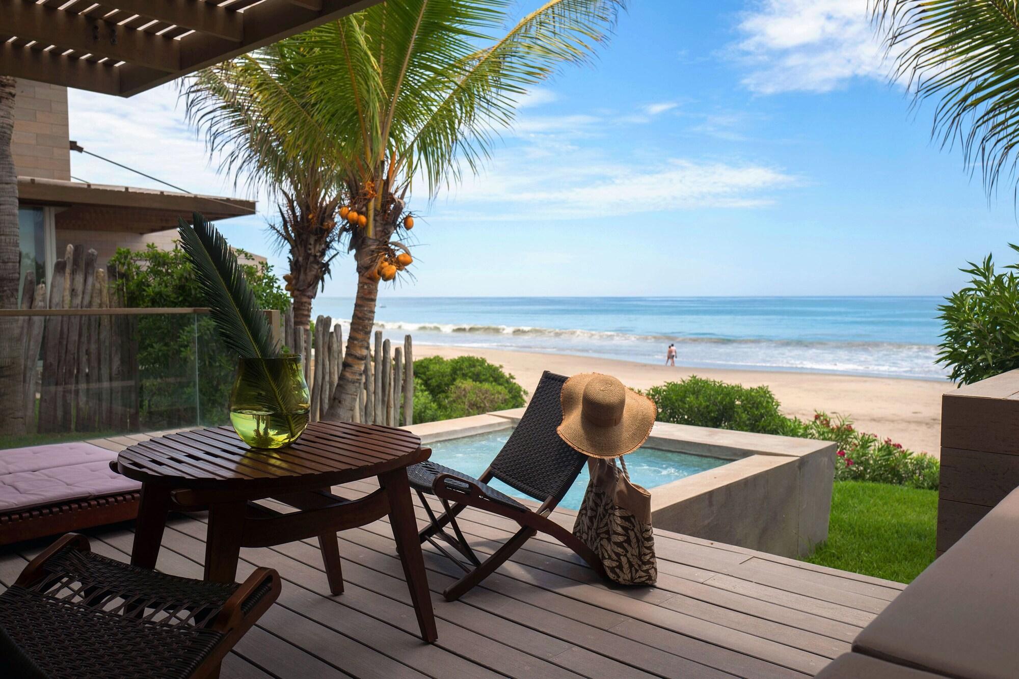 Arennas Máncora by null