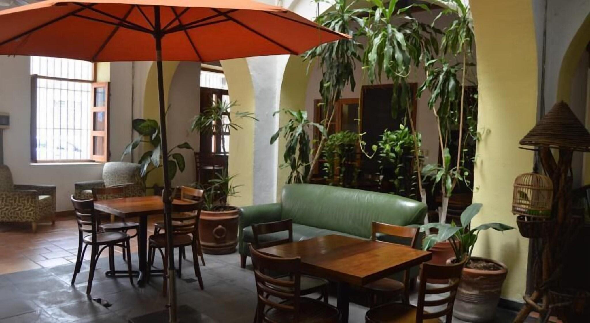 Hotel Meson del Mar by null