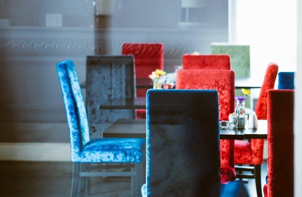 The Coast Lodge, Restaurant and Bed & Breakfast by null