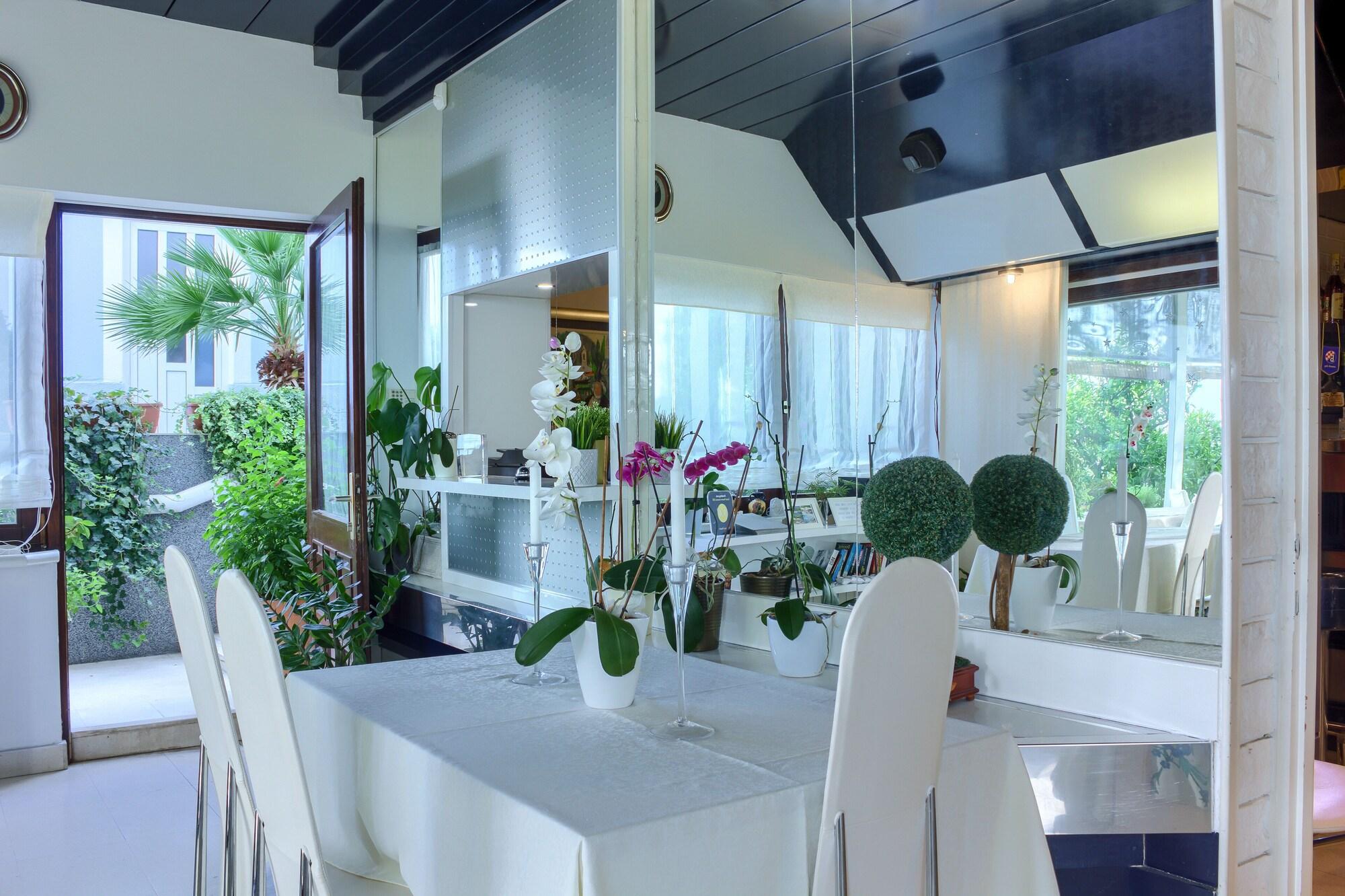 Pansion Martin - photo