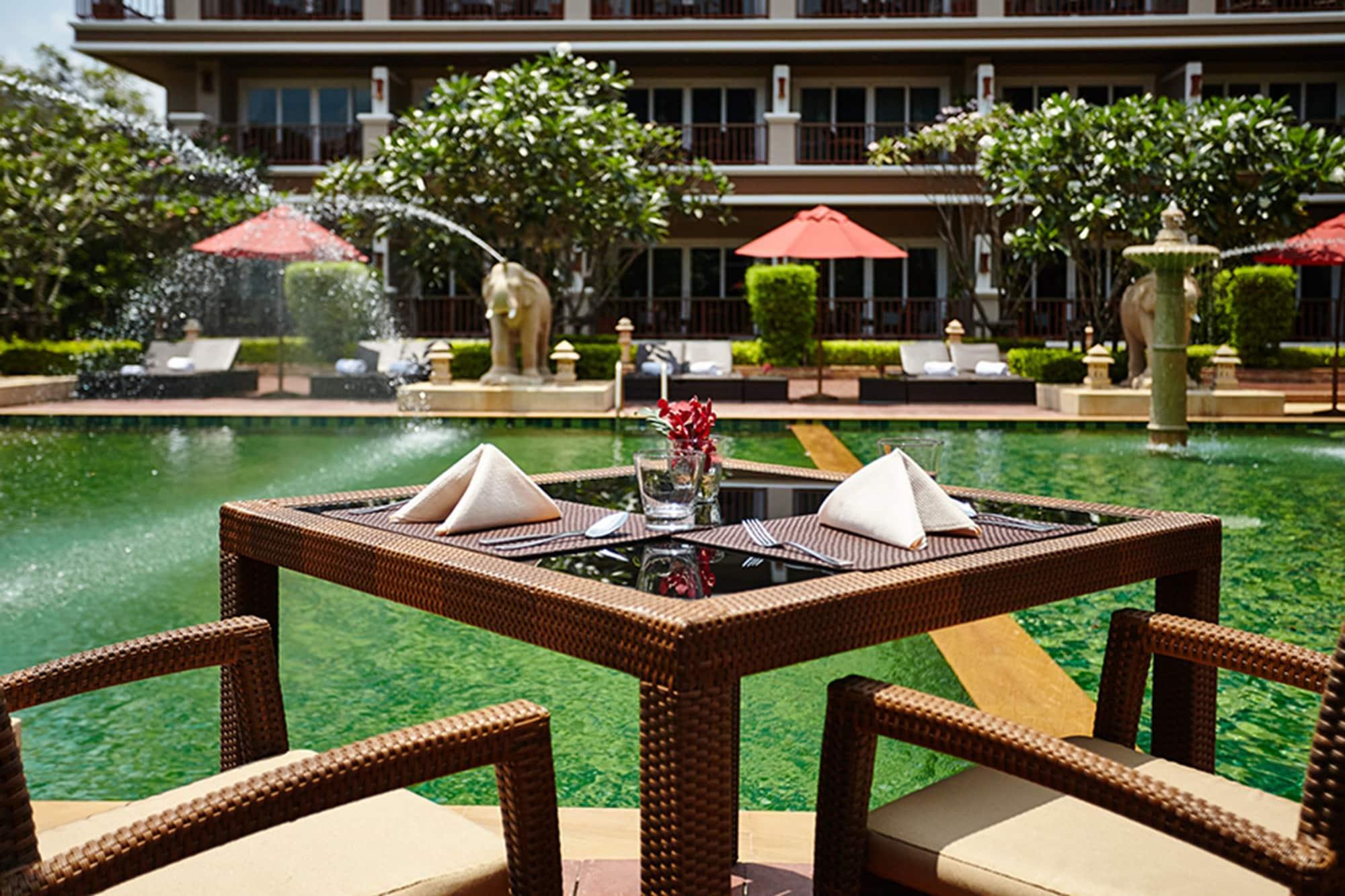 Romantic Resort And Spa