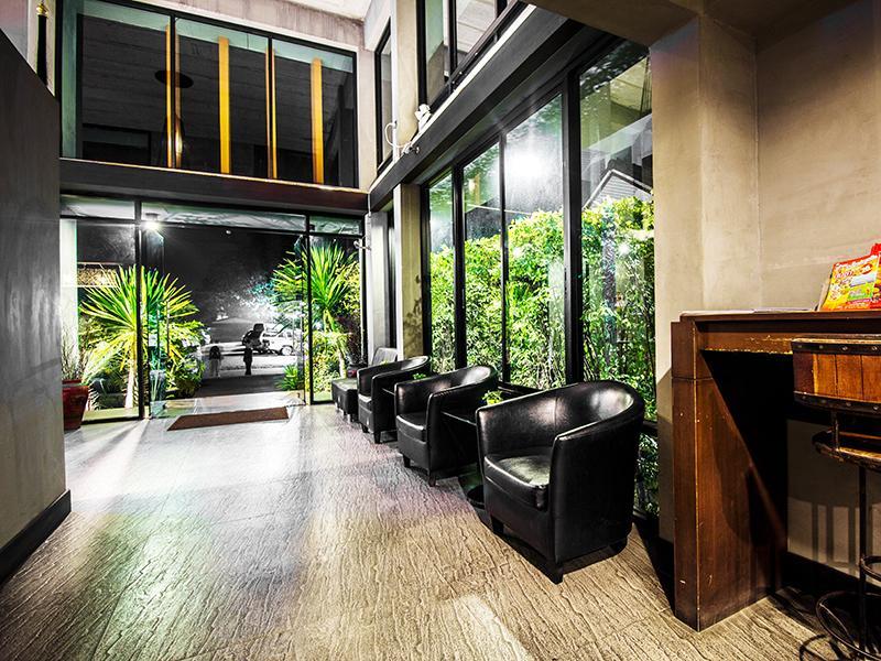 B2 Lampang Boutique & Budget Hotel